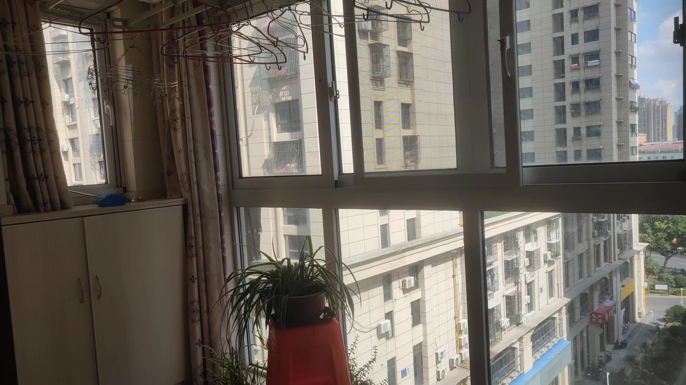 汇富花苑 3室1厅1卫 138m&sup2;