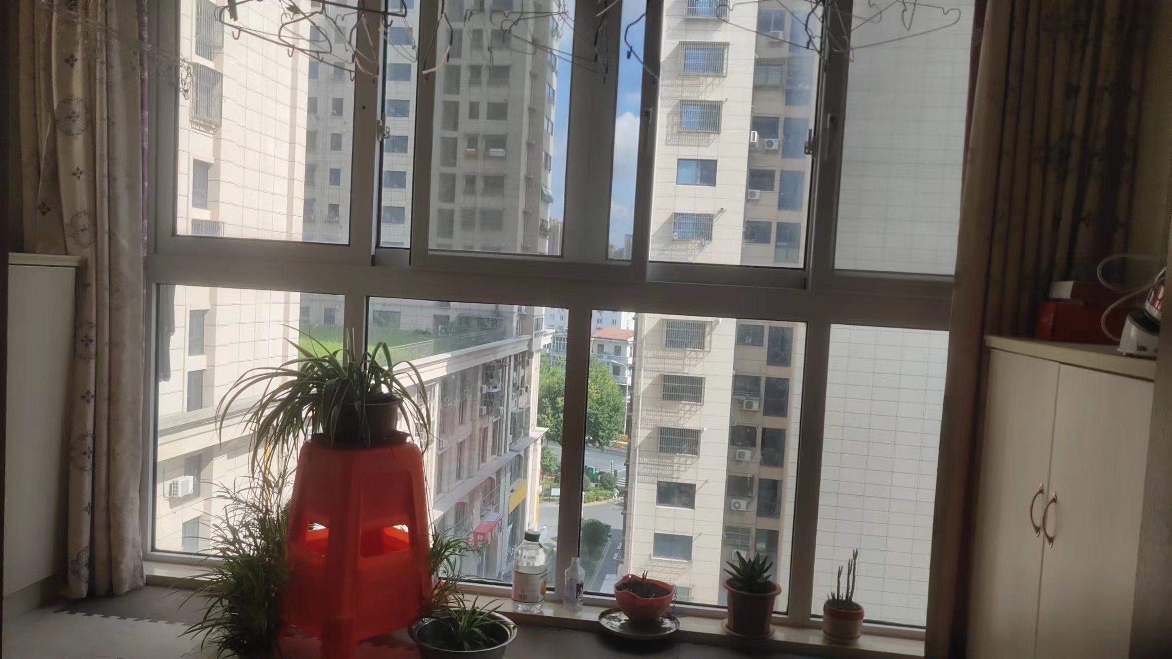汇富花苑 3室1厅1卫 138m&sup2;