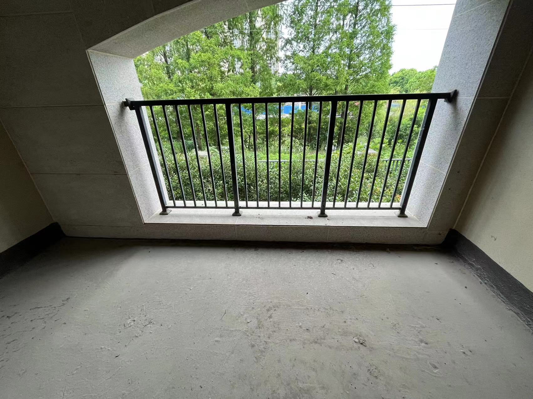 雨润星雨华府南区 4室3厅3卫 320.00m&sup2;