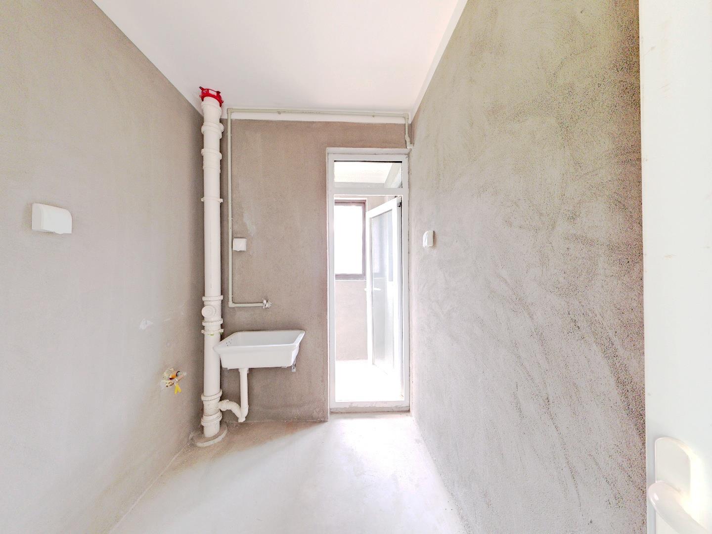 山芝庄新苑 1室1厅1卫 70.00m&sup2;