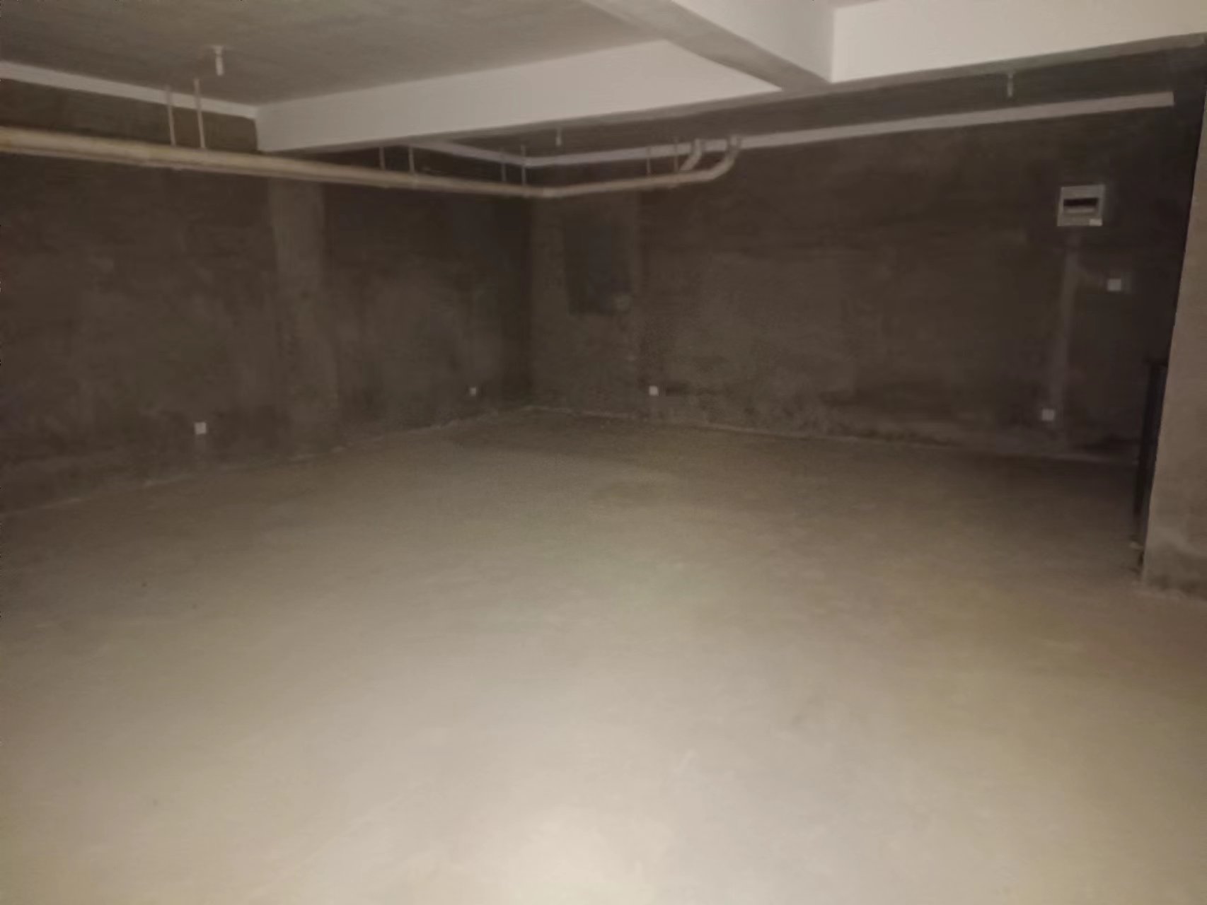 雨润星雨华府南区 4室2厅3卫 320m&sup2;