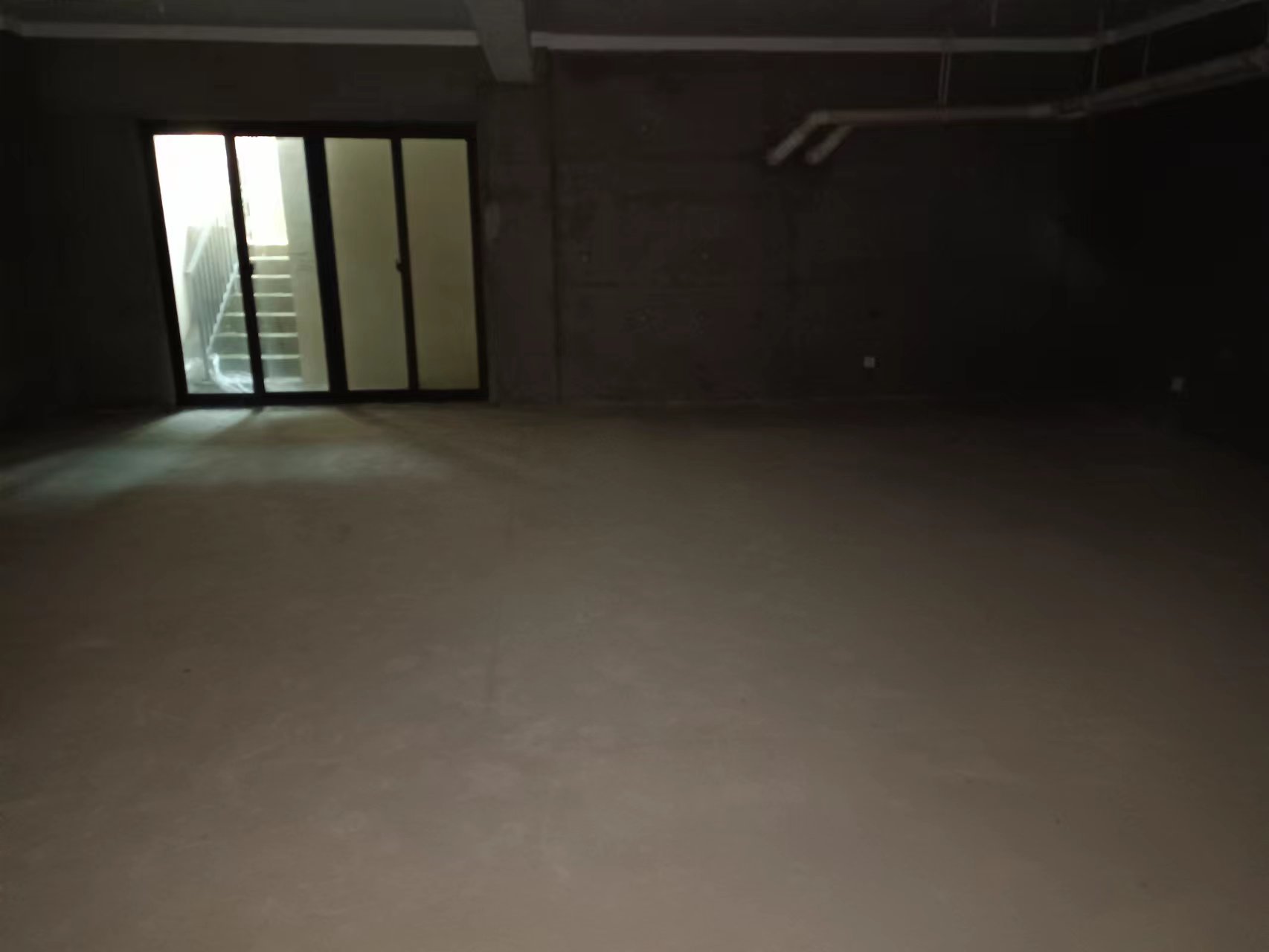 雨润星雨华府南区 4室2厅3卫 320m&sup2;