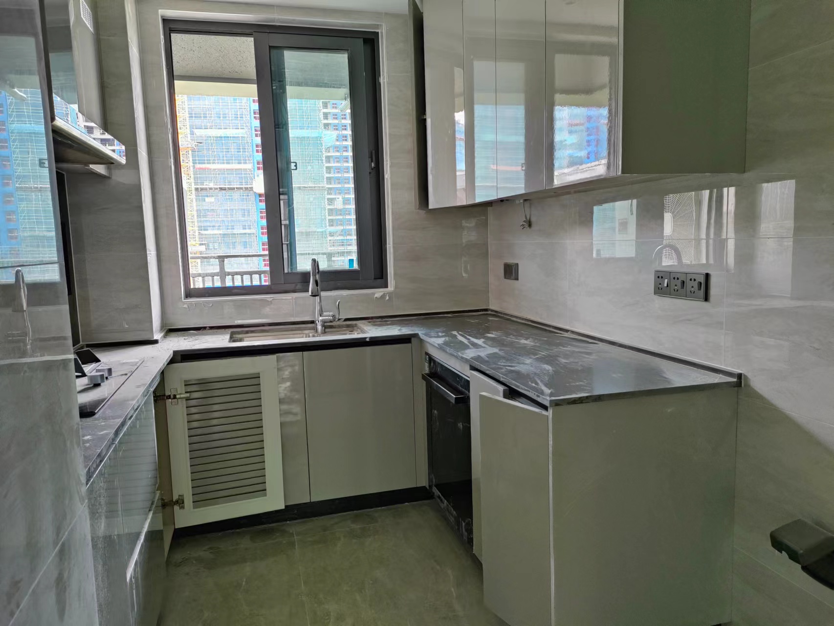 万科方圆 4室2厅2卫 160m&sup2;