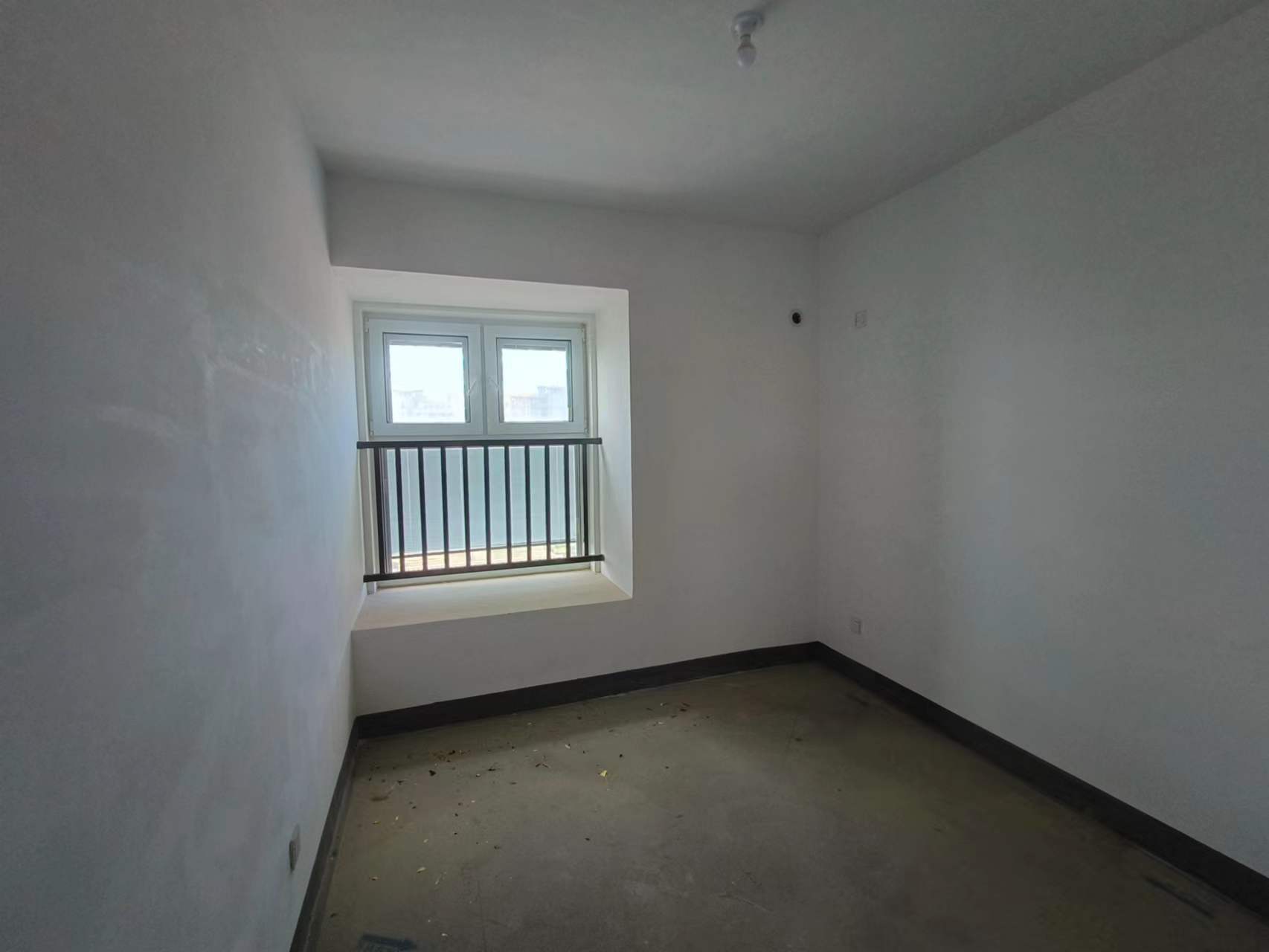 世茂九龙庭 2室1厅1卫 90m&sup2;