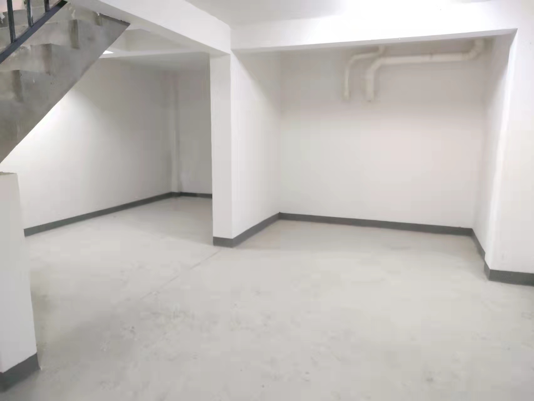 中海上东区 3室2厅2卫 121.93m&sup2;