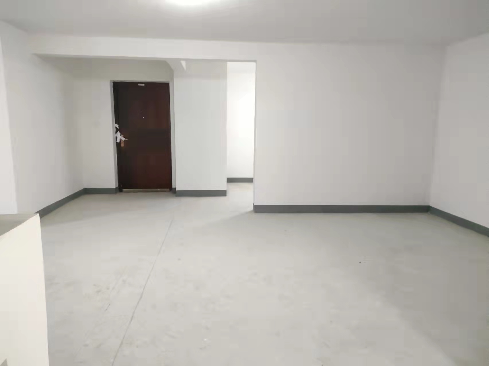中海上东区 3室2厅2卫 121.93m&sup2;