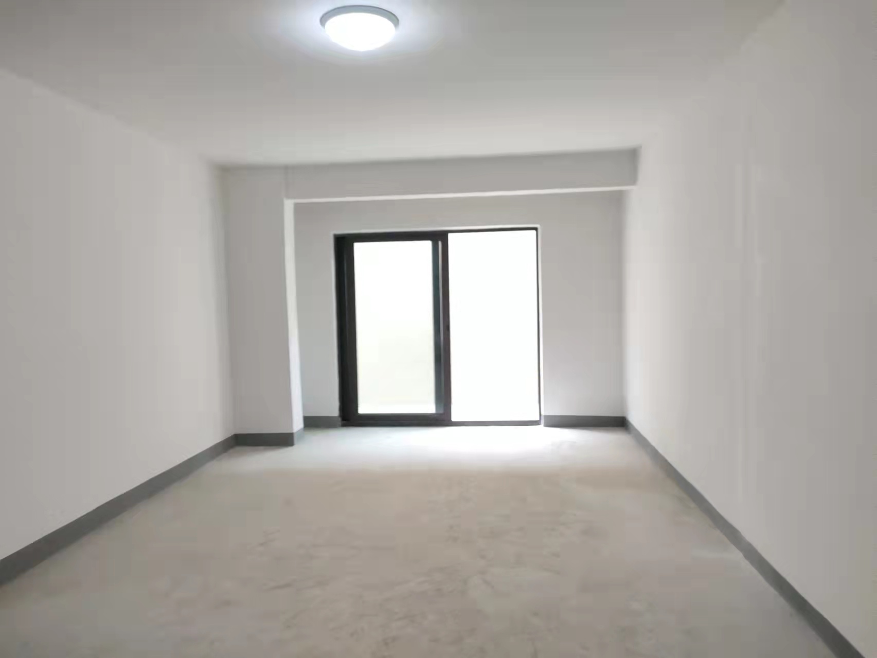 中海上东区 3室2厅2卫 121.93m&sup2;