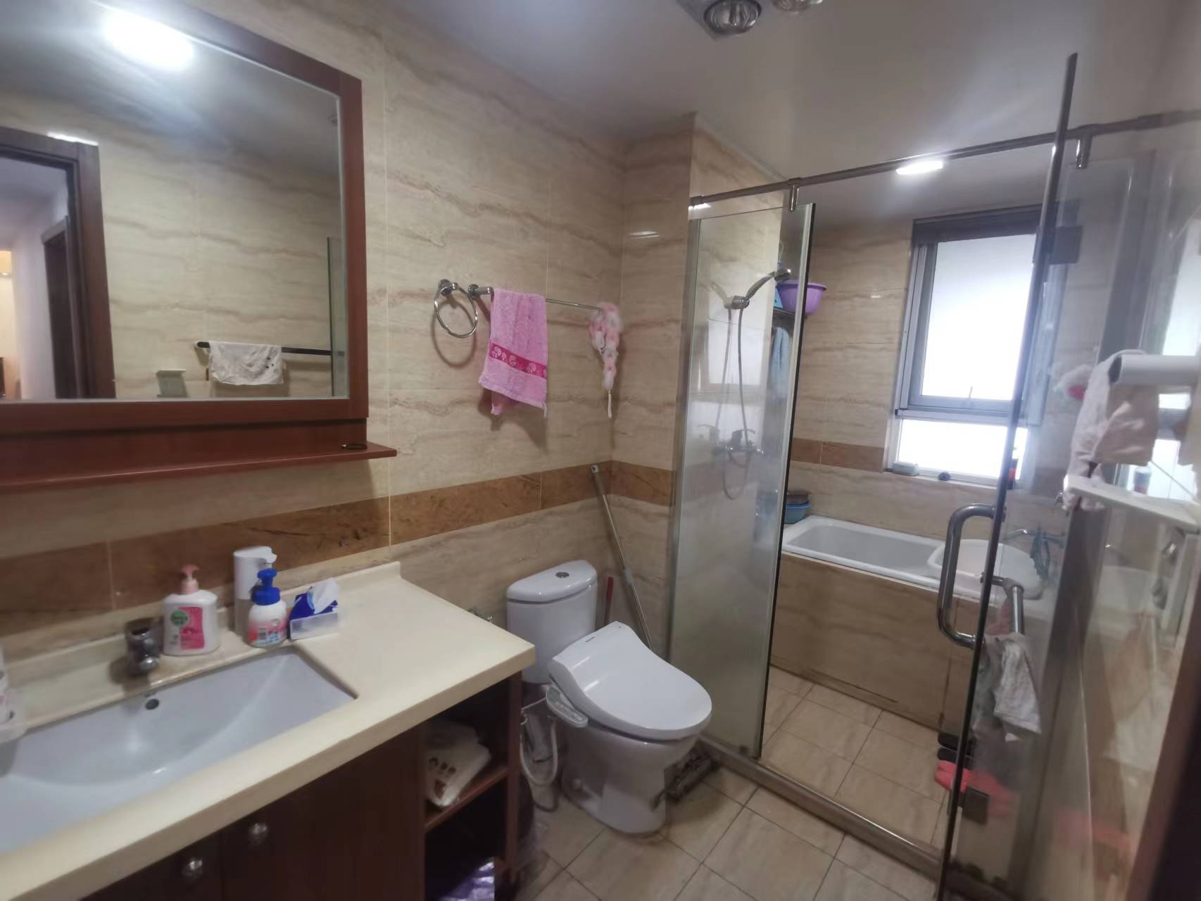 万科金域蓝湾 3室2厅1卫 108m&sup2;