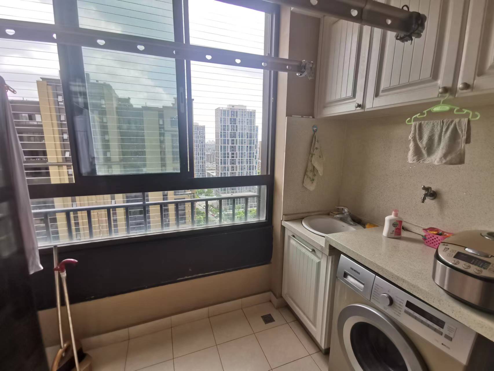 万科金域蓝湾 3室2厅1卫 108m&sup2;