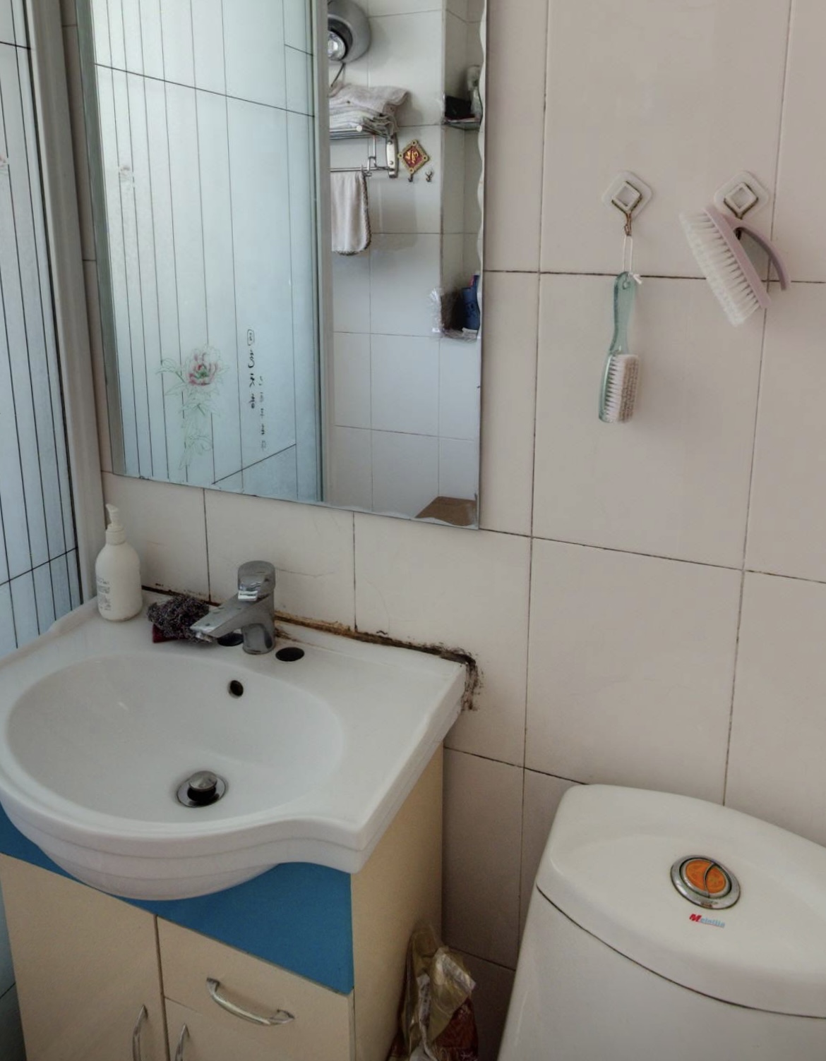 越江新村 3室1厅1卫 90m&sup2;