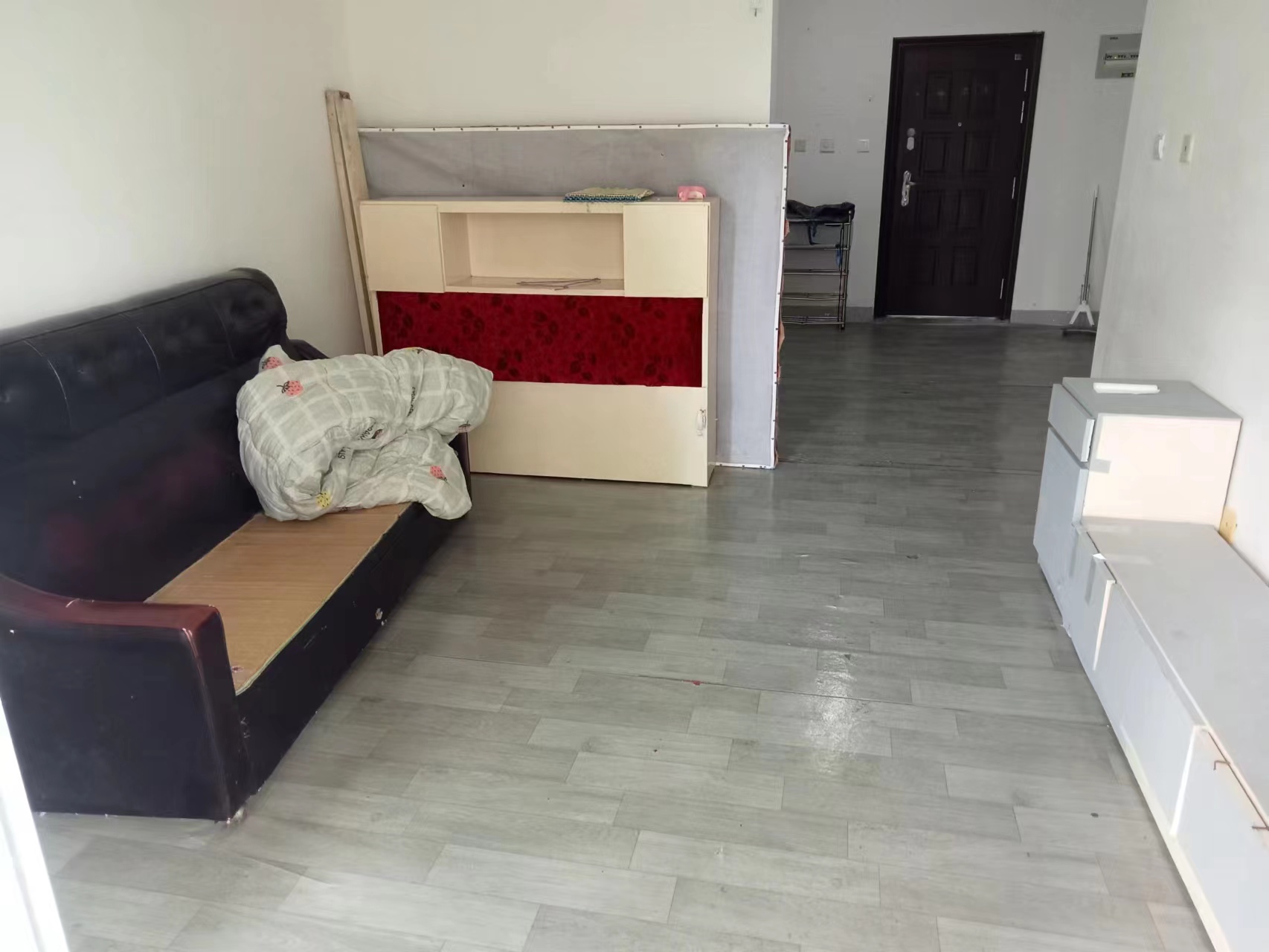 学士府 2室1厅1卫 80m&sup2;