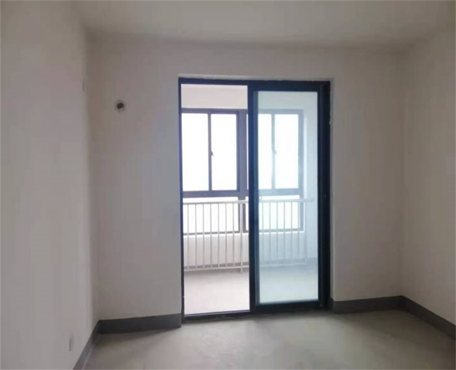 兴石花园 2室1厅1卫 83.68m&sup2;