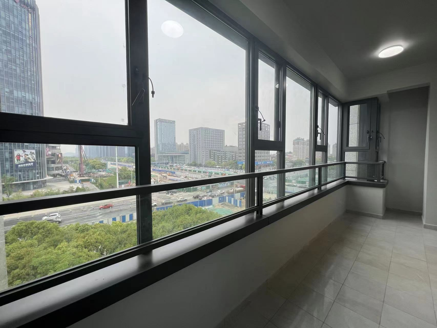 绿城&middot;晓风印月 3室2厅1卫 120m&sup2;