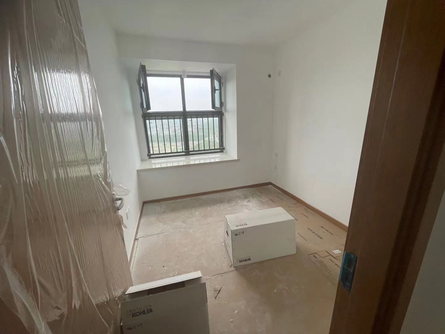 绿地新里城 3室1厅1卫 90m&sup2;