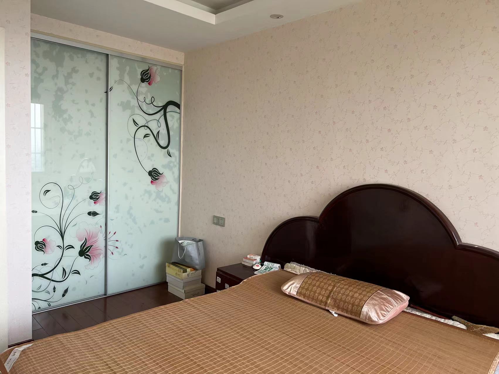 幸福人家 3室2厅2卫 142.38m&sup2;