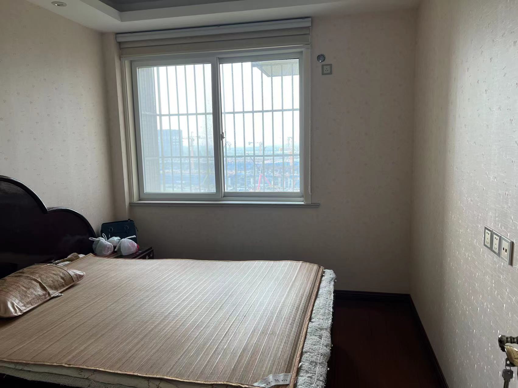 幸福人家 3室2厅2卫 142.38m&sup2;