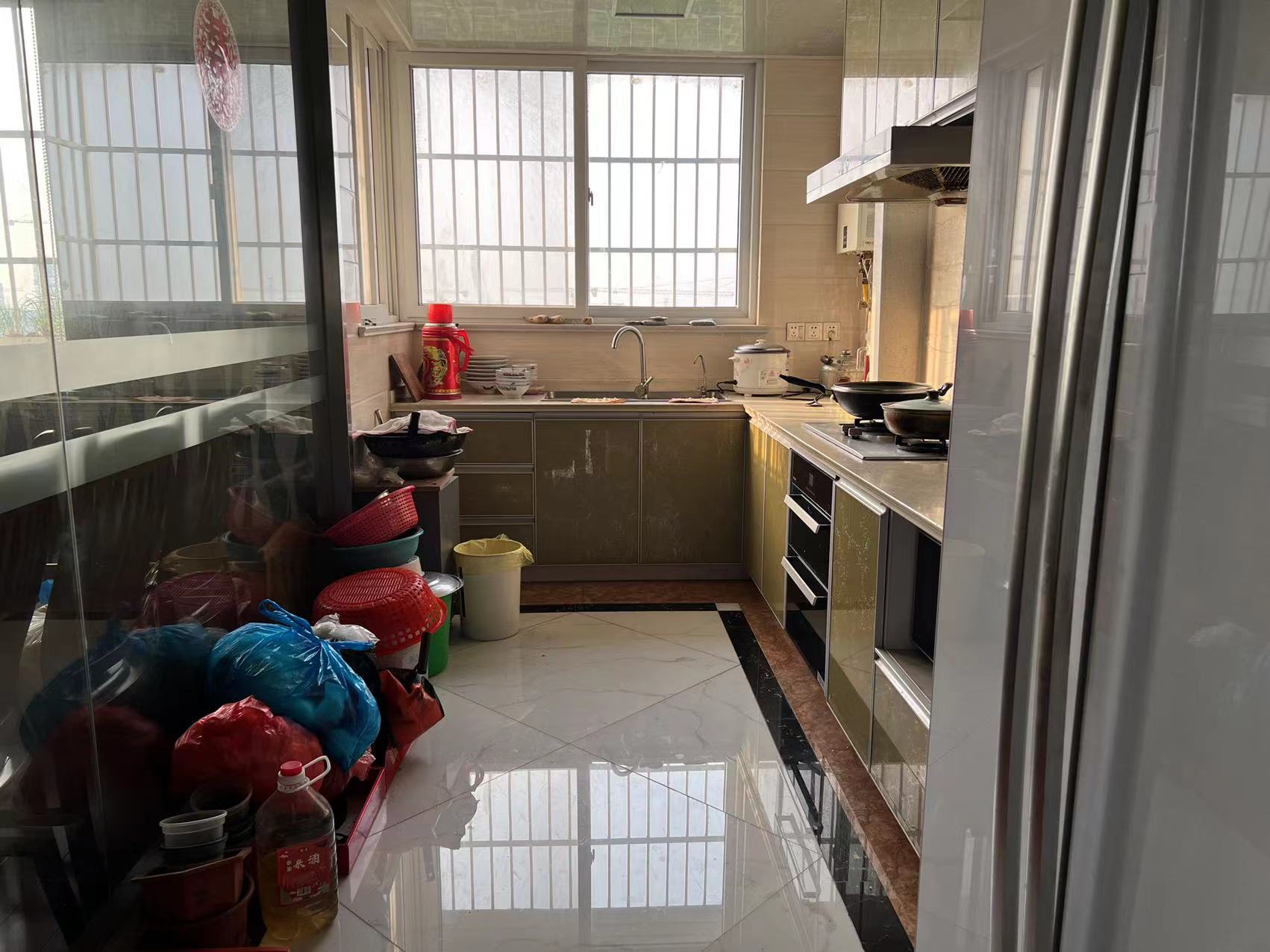 幸福人家 3室2厅2卫 142.38m&sup2;