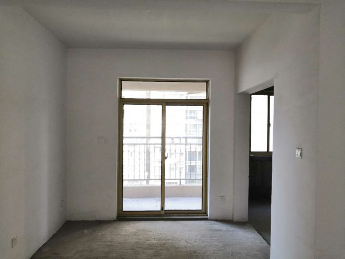 恒盛豪庭 3室2厅1卫 135m&sup2;