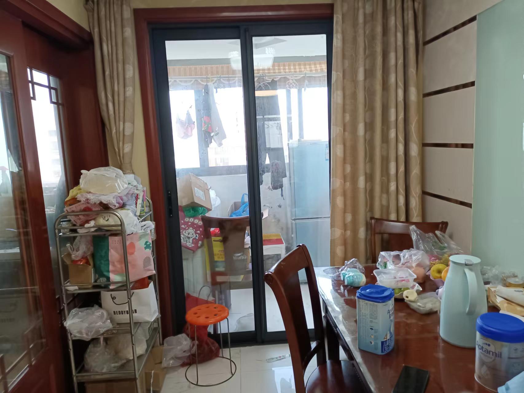 高迪晶城 2室2厅1卫 93m&sup2;