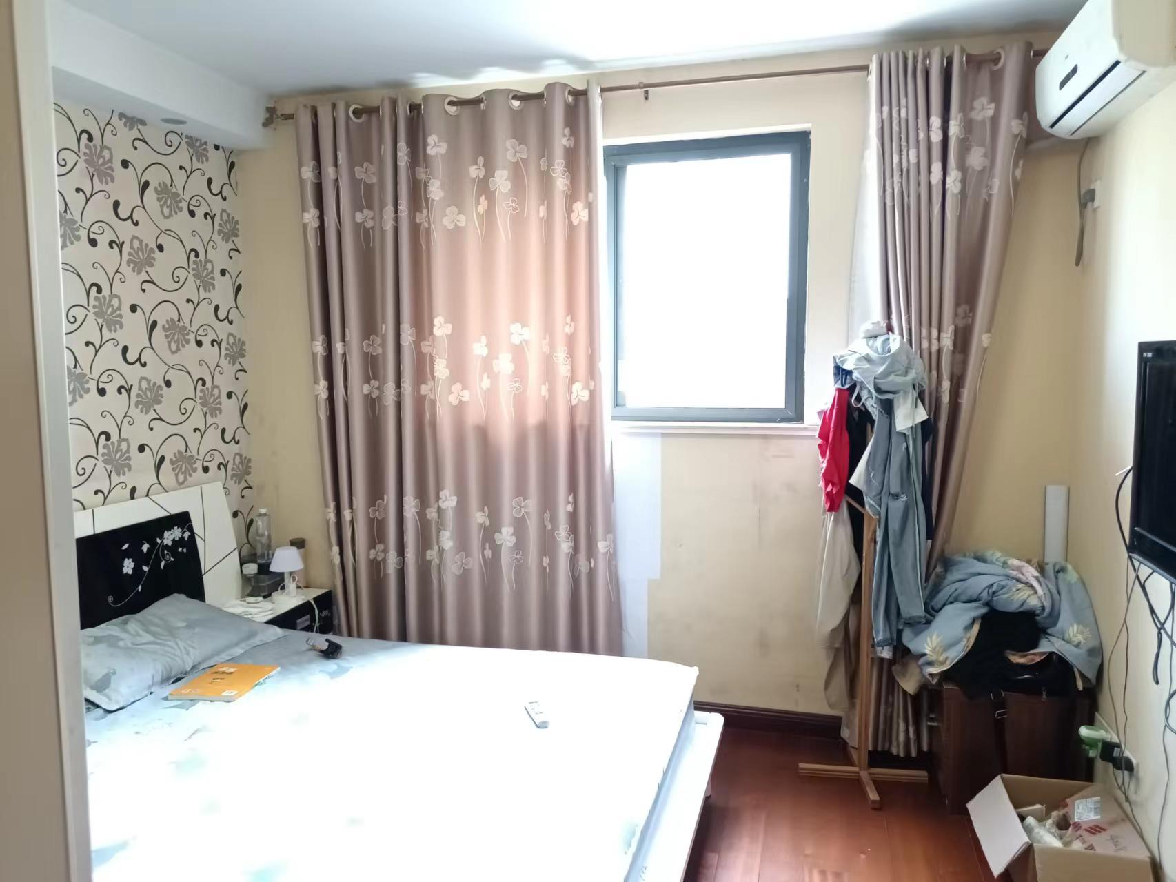 高迪晶城 2室2厅1卫 93m&sup2;