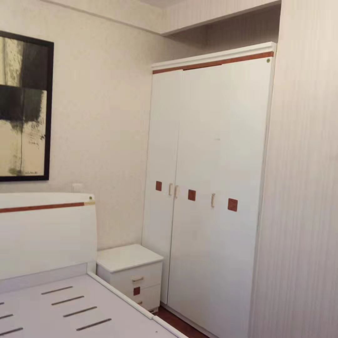 鑫湖国贸中心 1室1厅1卫 30m&sup2;