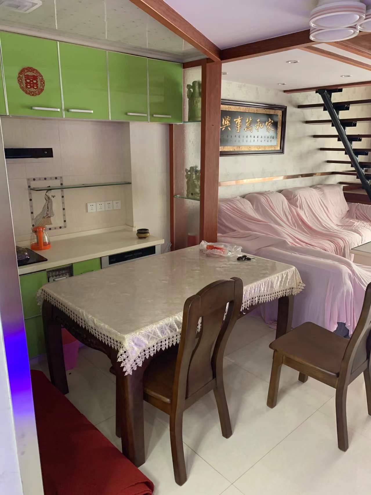 鸿运大厦 2室2厅1卫 58m²