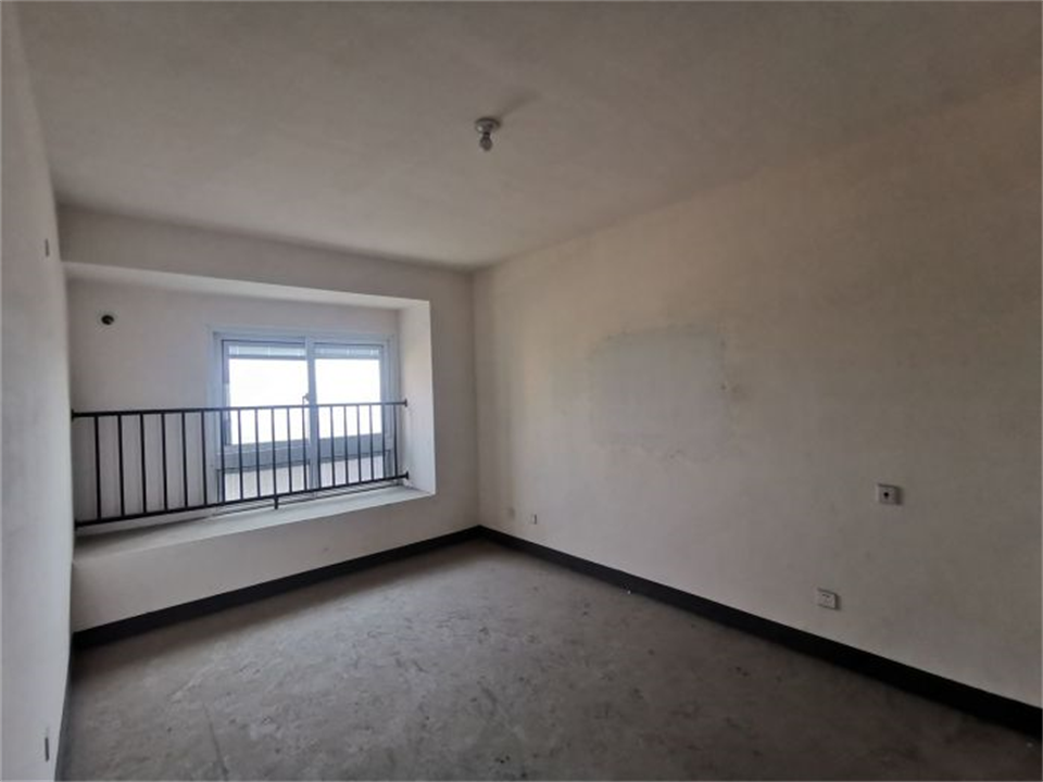新城香溢紫郡 3室2厅2卫 118m&sup2;