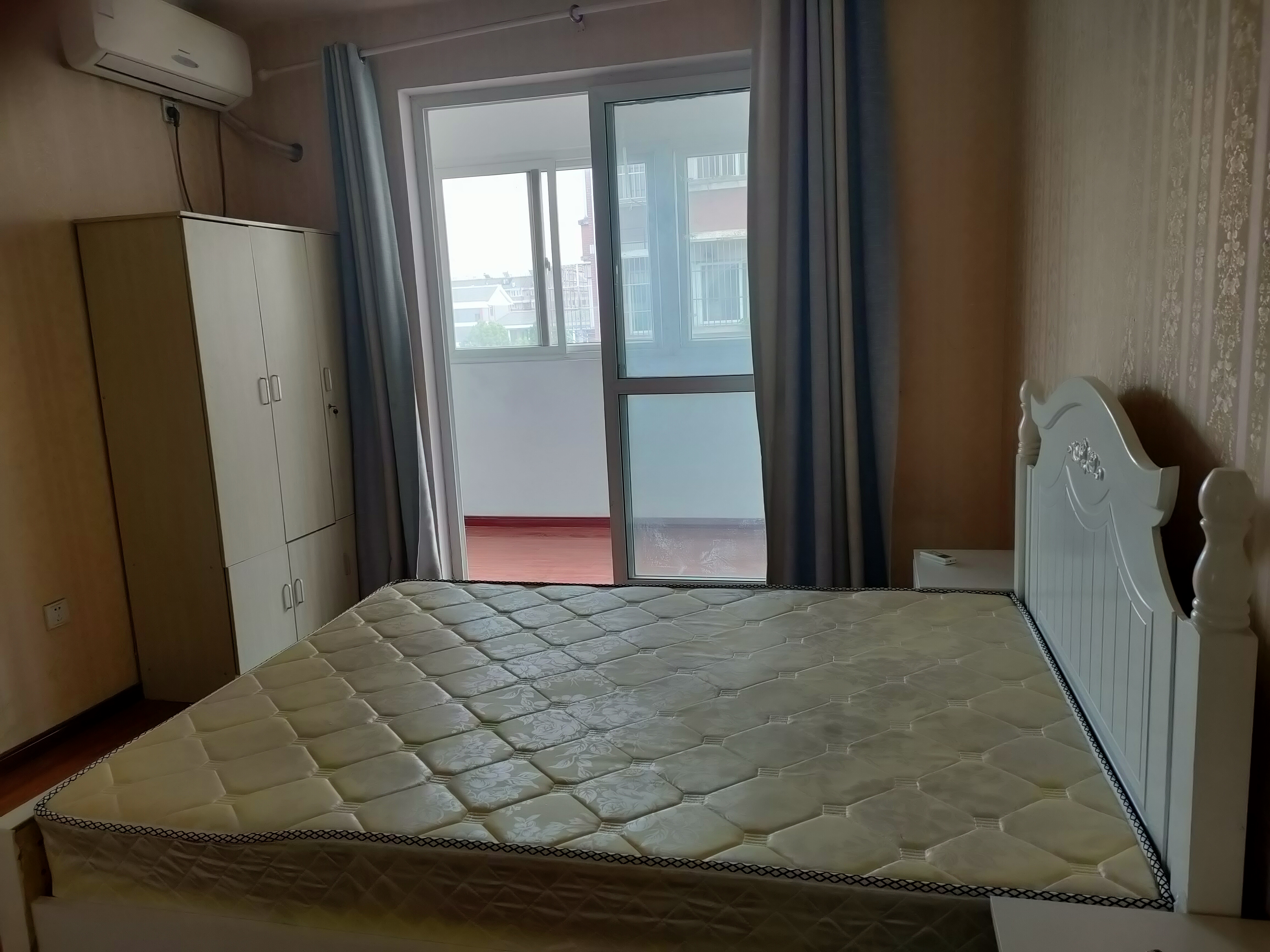 五山新苑 2室1厅1卫 75m&sup2;