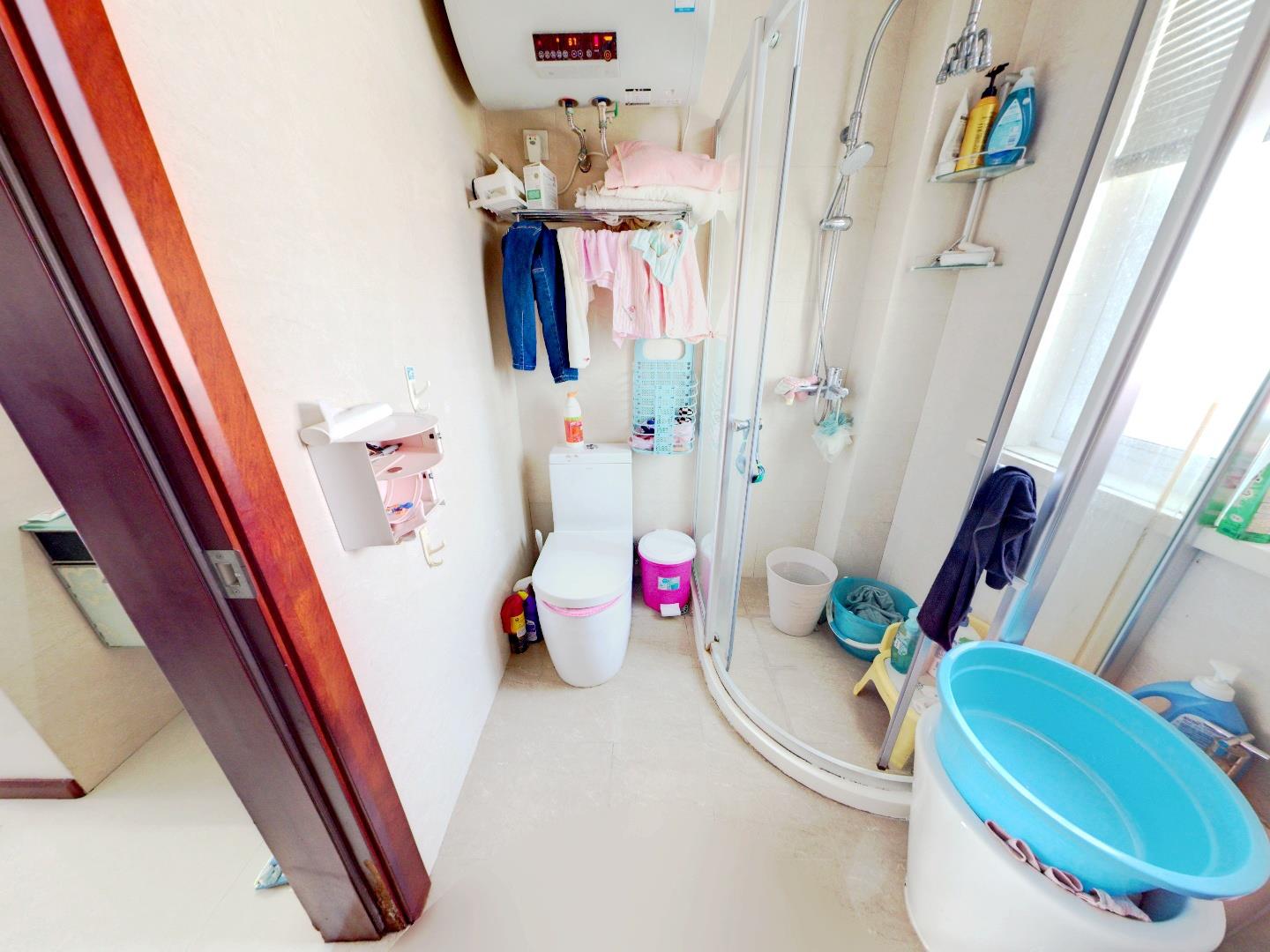 春晖花园 3室2厅2卫 135.00m&sup2;