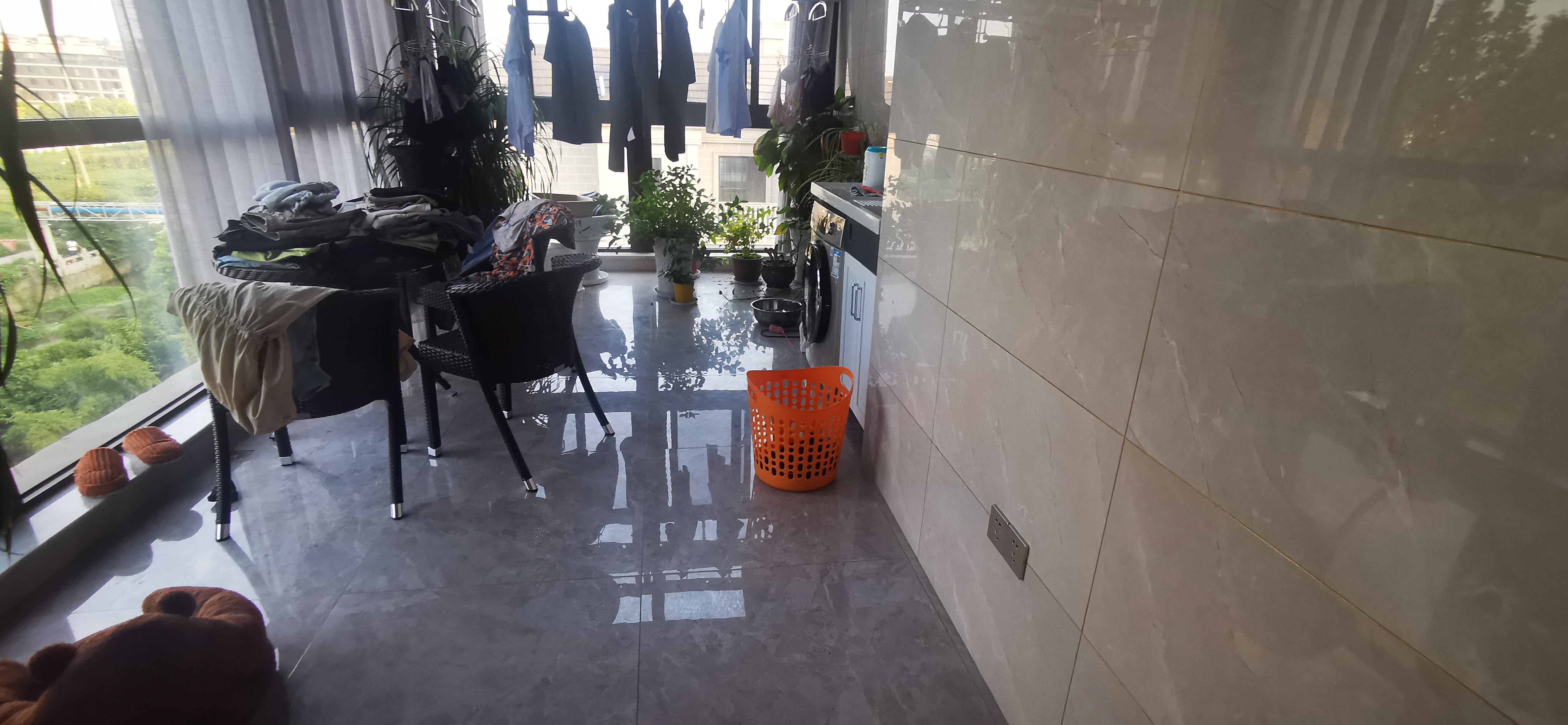 罗福宫 5室2厅2卫 292.00m&sup2;