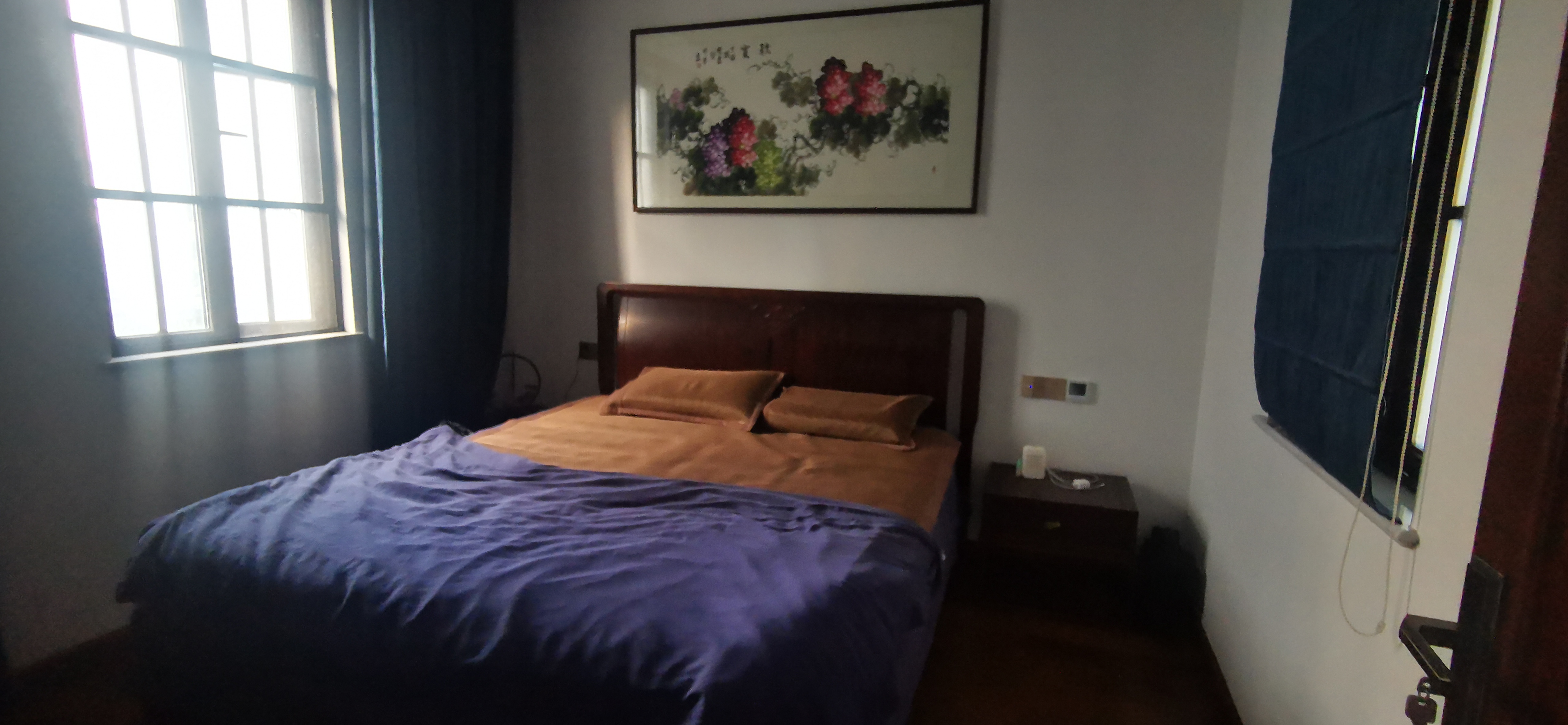 罗福宫 5室2厅2卫 292.00m&sup2;