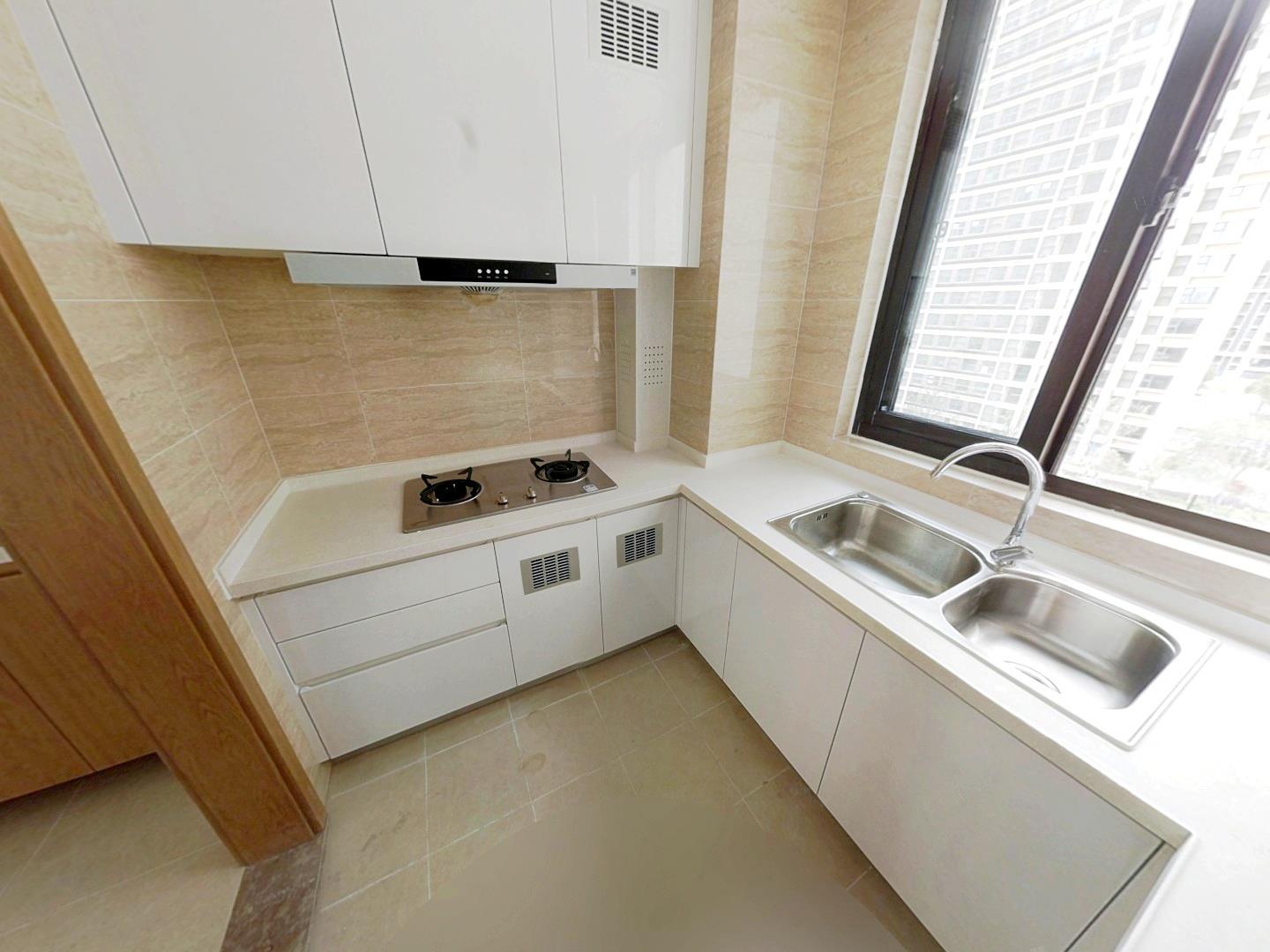 绿地新里城 3室2厅2卫 116.3m&sup2;