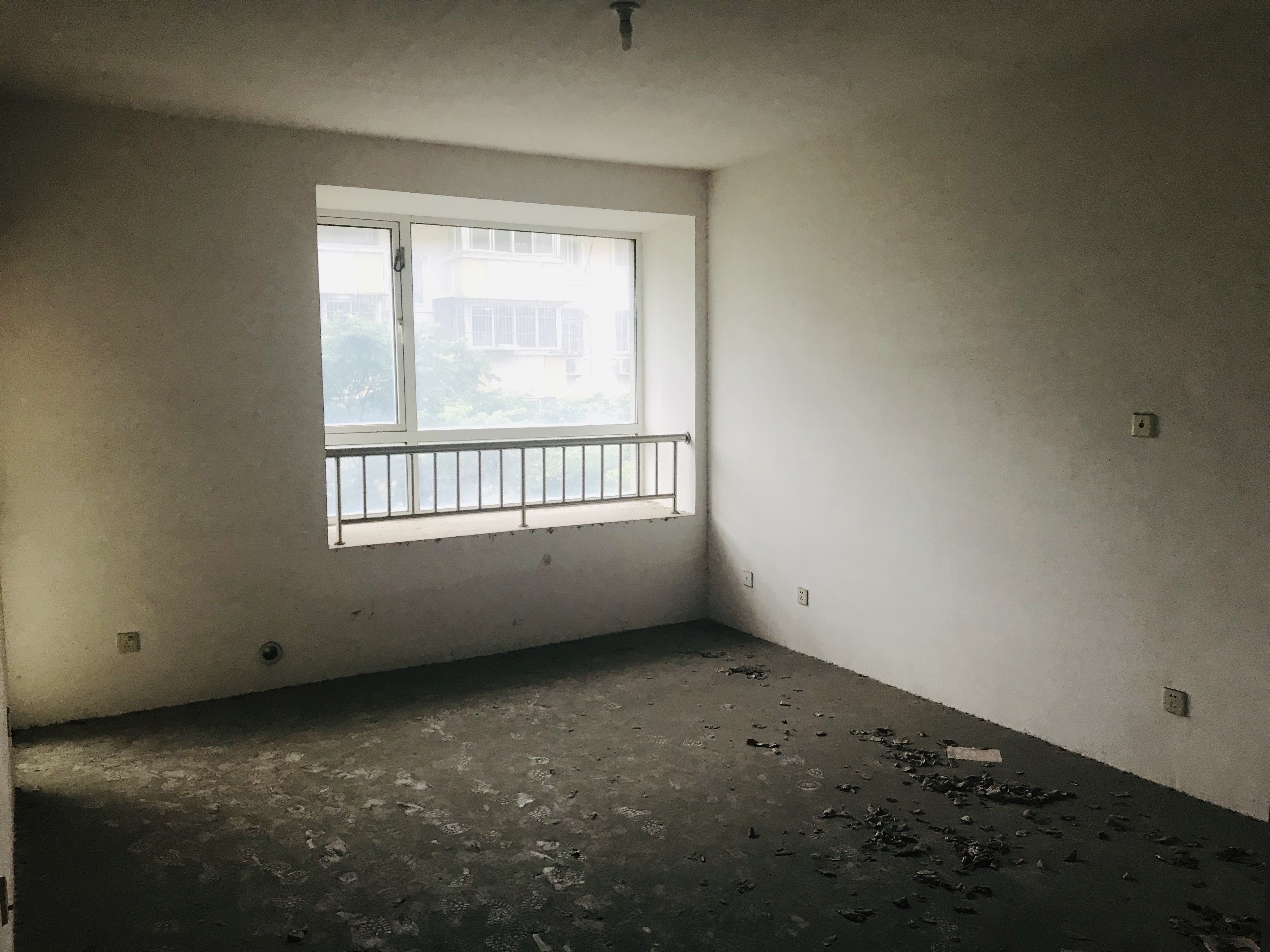 未来锦城 3室2厅1卫 122.00m&sup2;