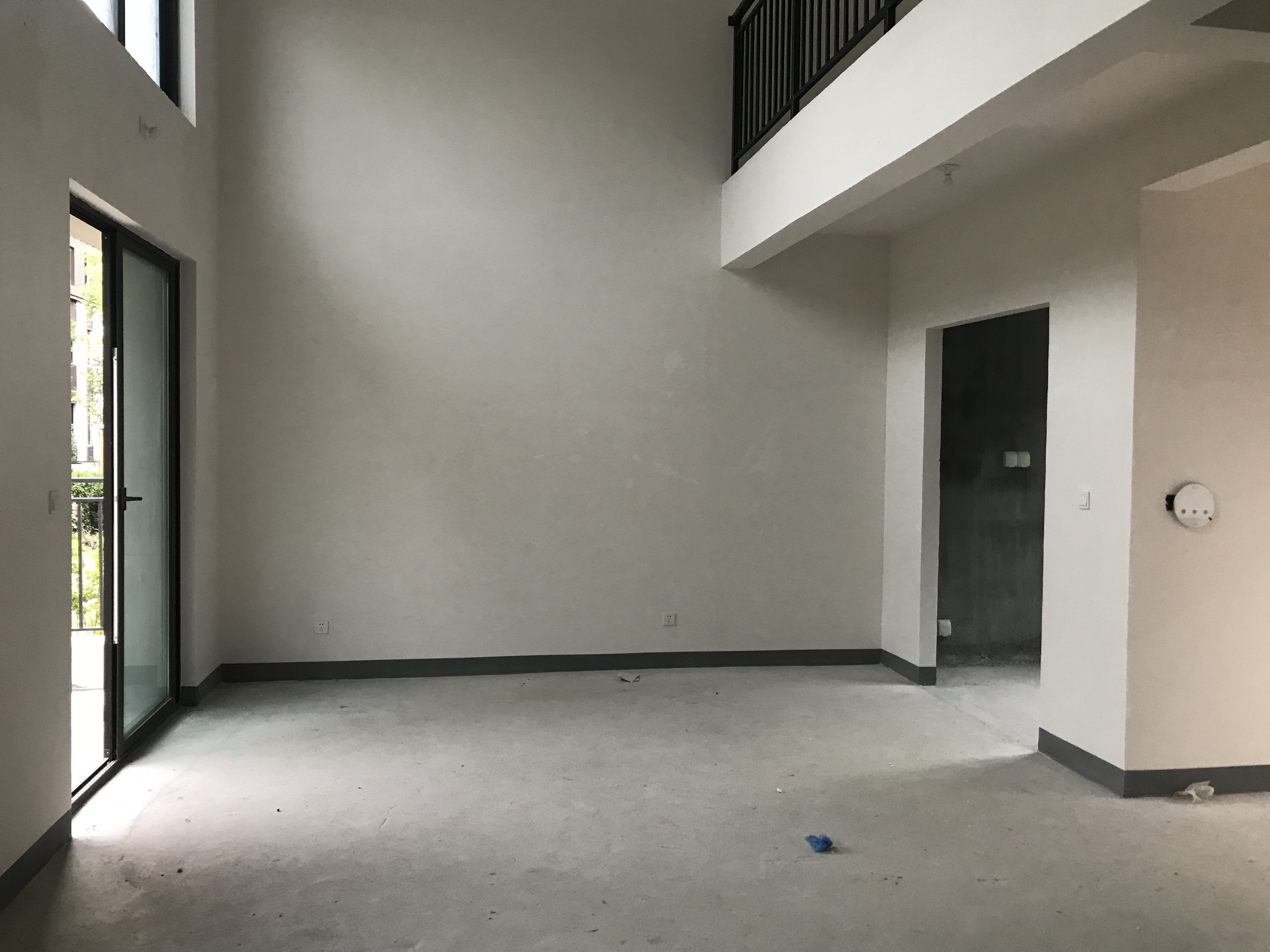 春风南岸东园 4室2厅3卫 205.00m&sup2;