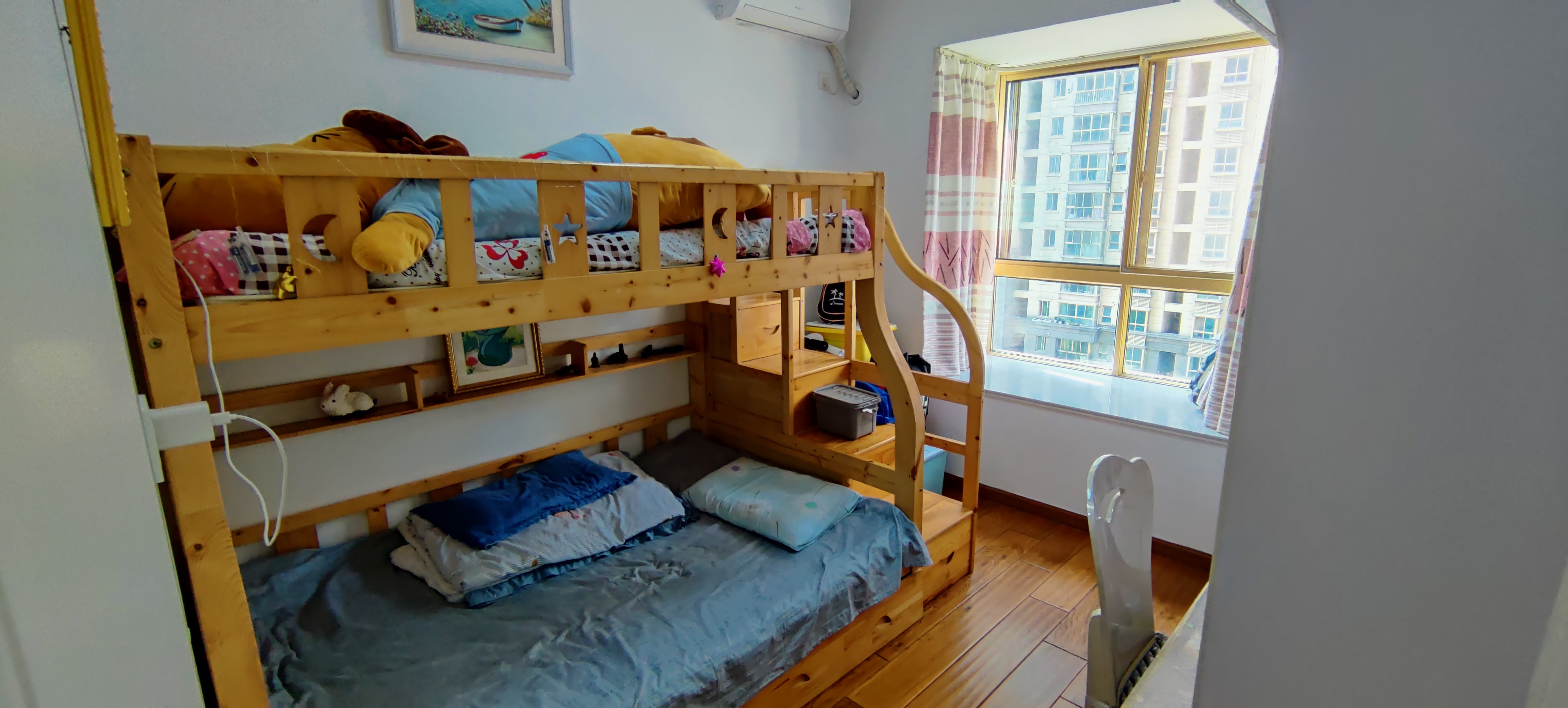 恒盛豪庭 2室2厅1卫 95.00m&sup2;