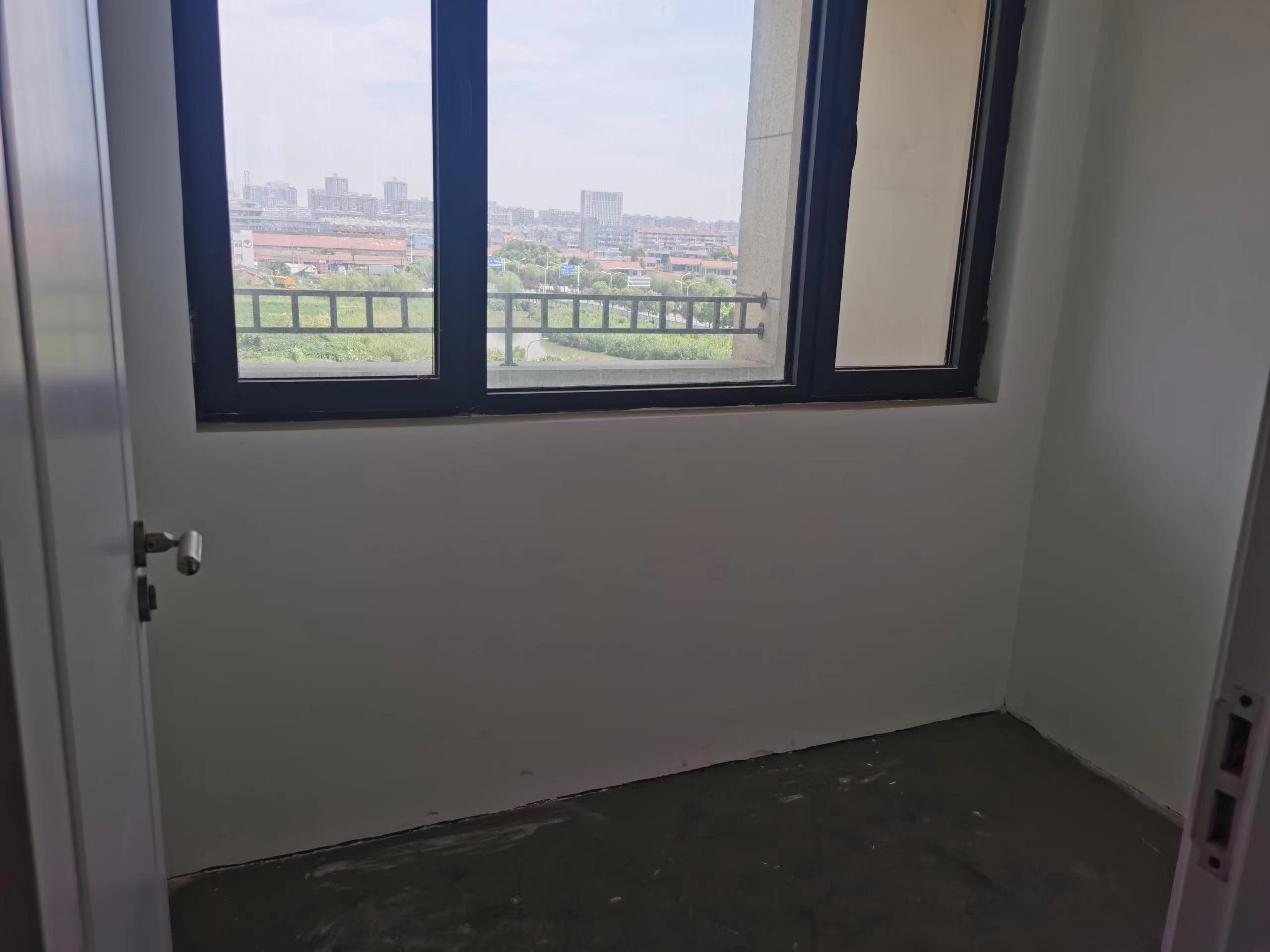红星天铂 3室2厅2卫 116m&sup2;