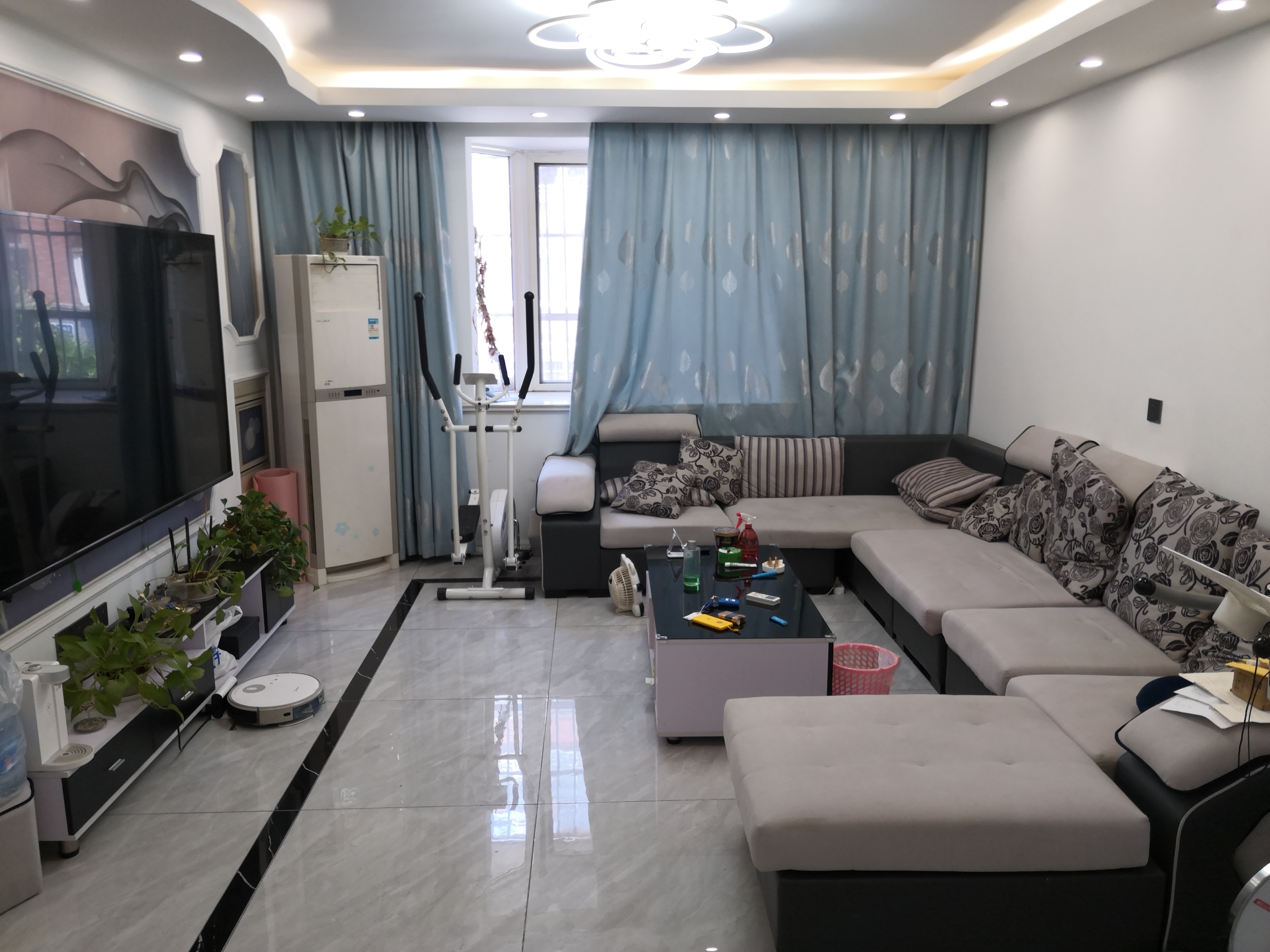 华中园 3室2厅1卫 123.21m&sup2;