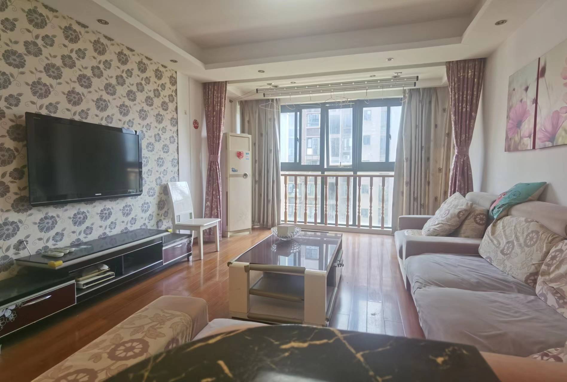 中港城 2室2厅1卫 89m&sup2;