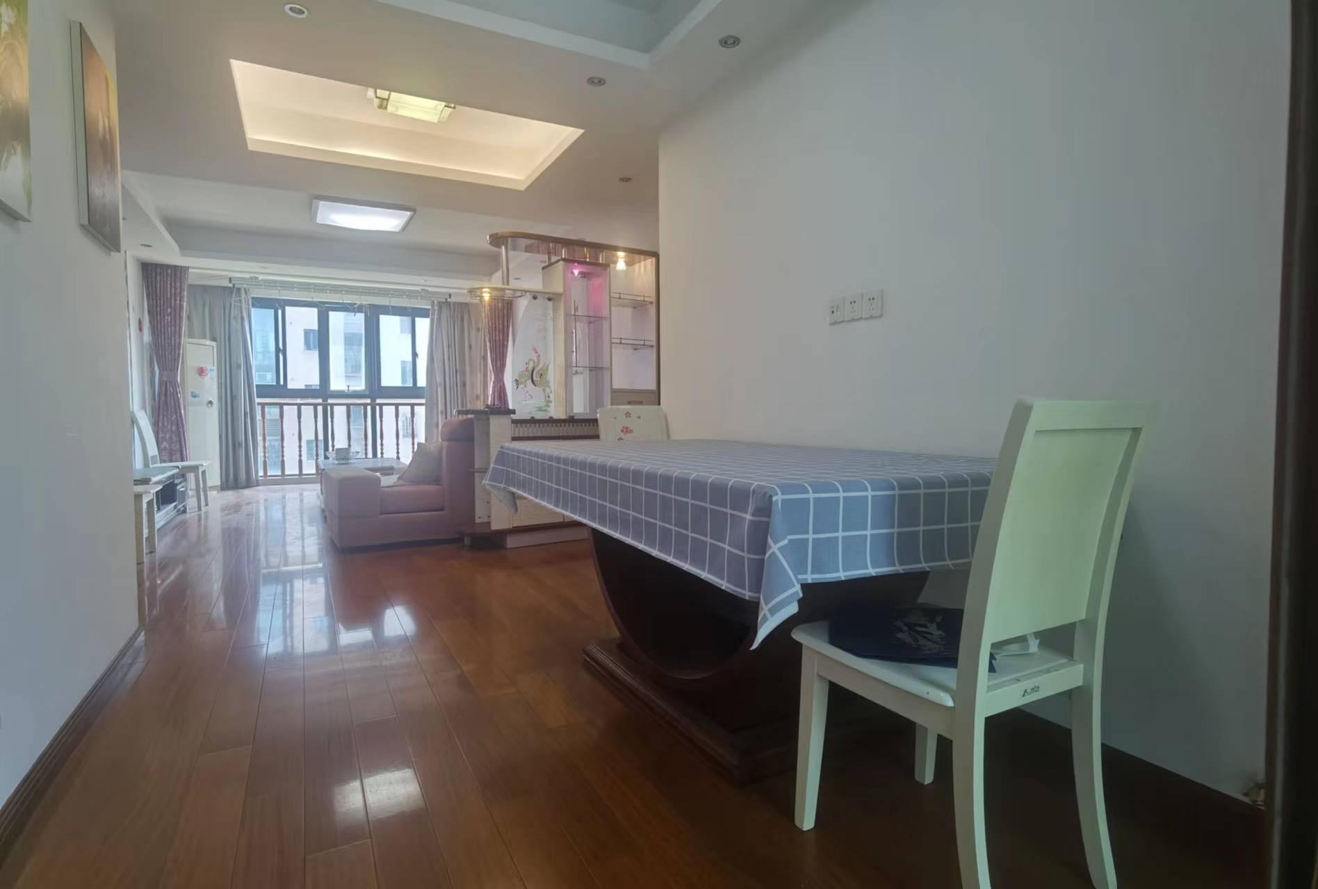 中港城 2室2厅1卫 89m&sup2;