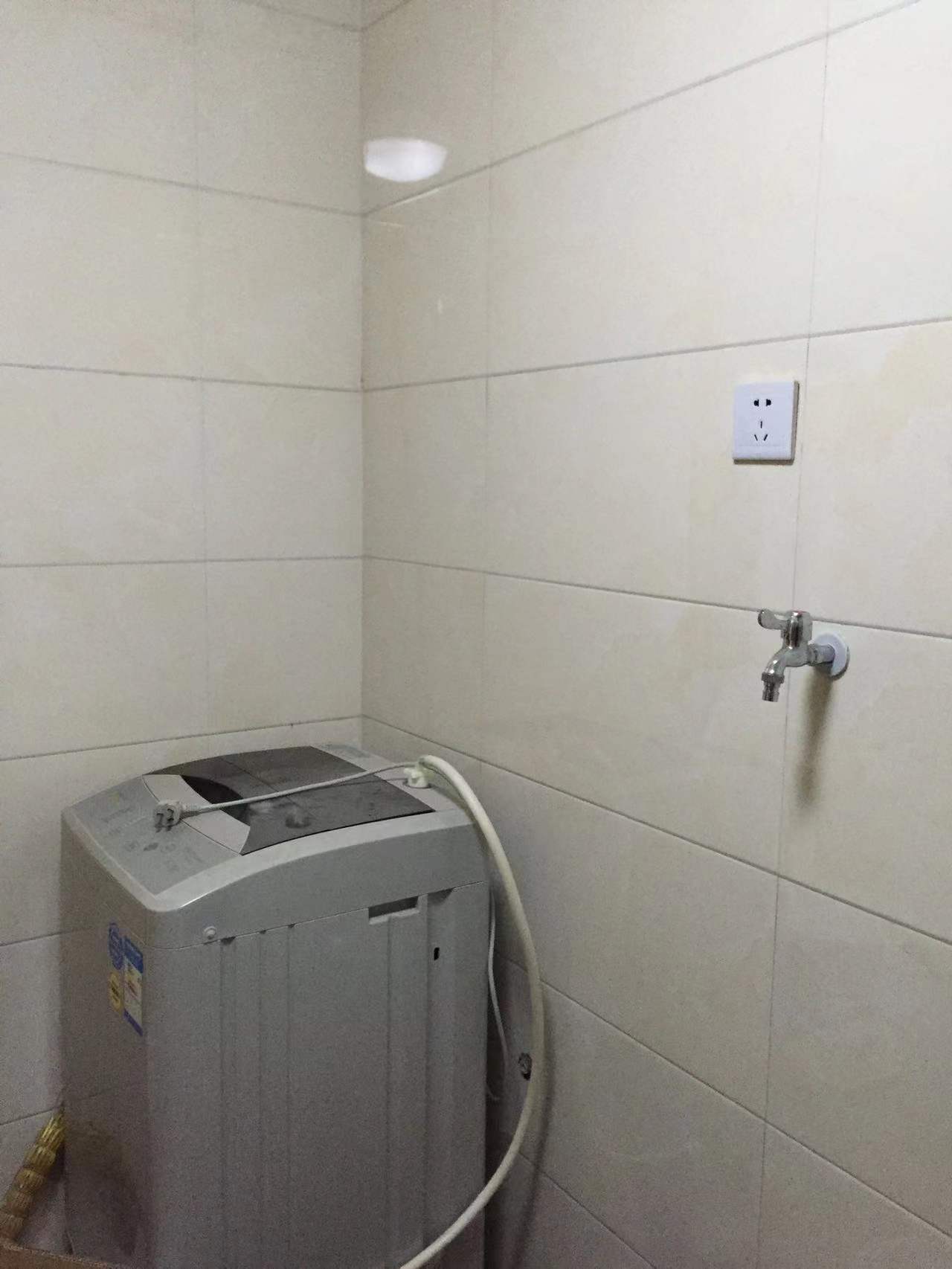 秦灶新村 1室厅卫 20m&sup2;