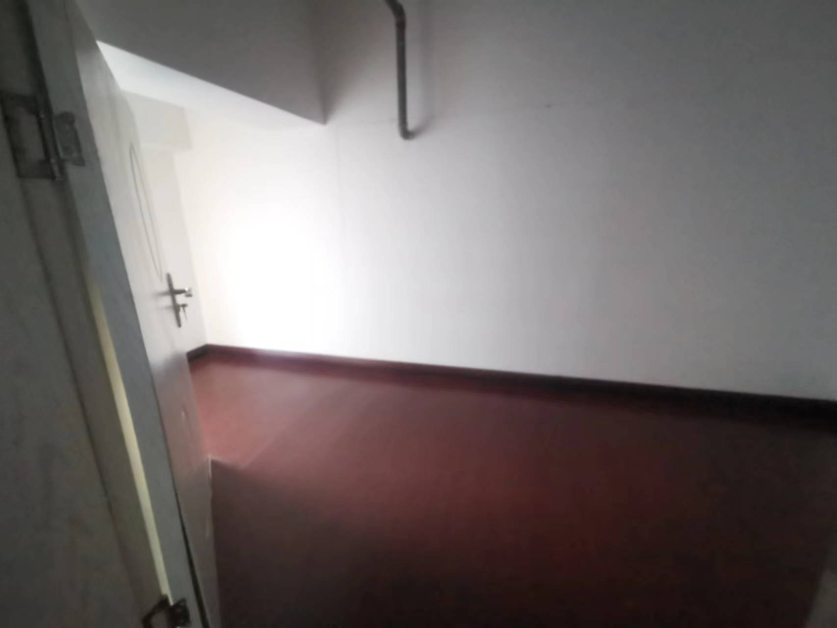 金海岸国际广场 3室2厅1卫 112.9m&sup2;