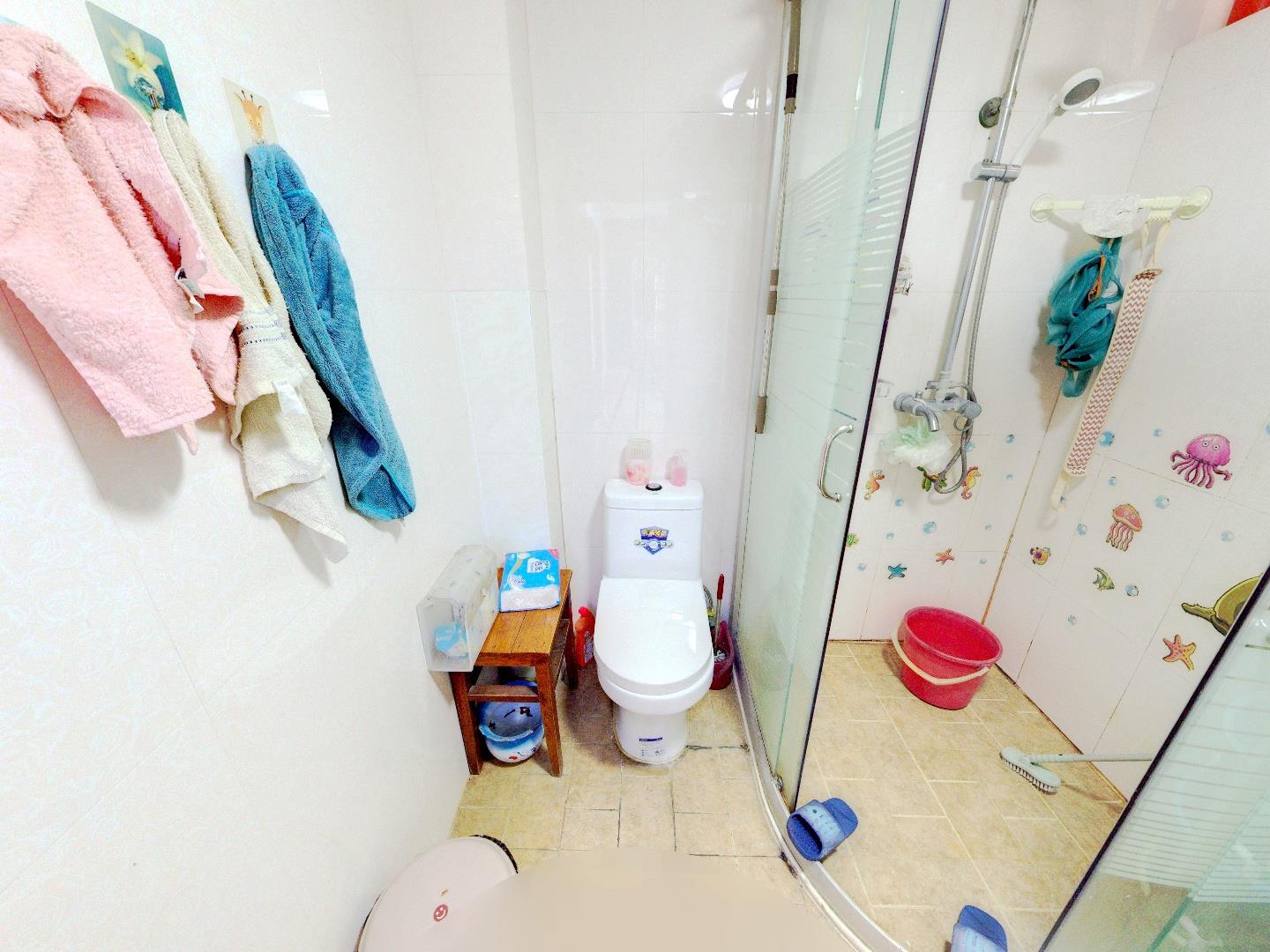 城港花苑东区 4室2厅1卫 76.00m&sup2;
