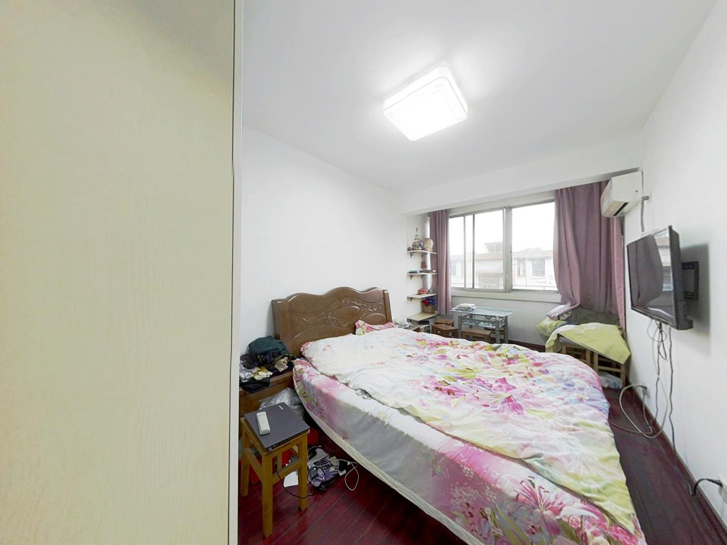 南川园新村 3室1厅1卫 85m&sup2;