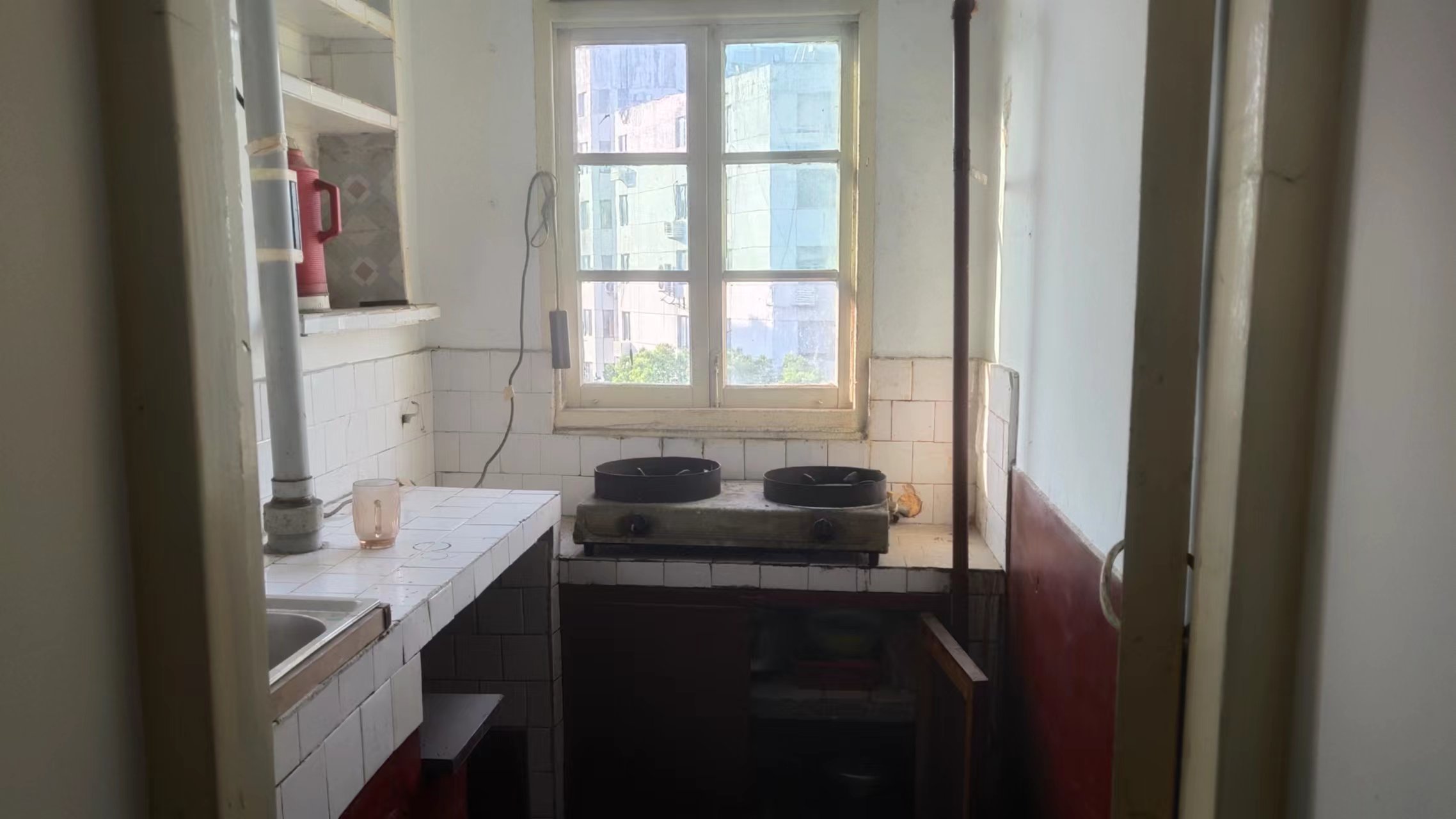 虹桥西村 1室1厅1卫 48m&sup2;