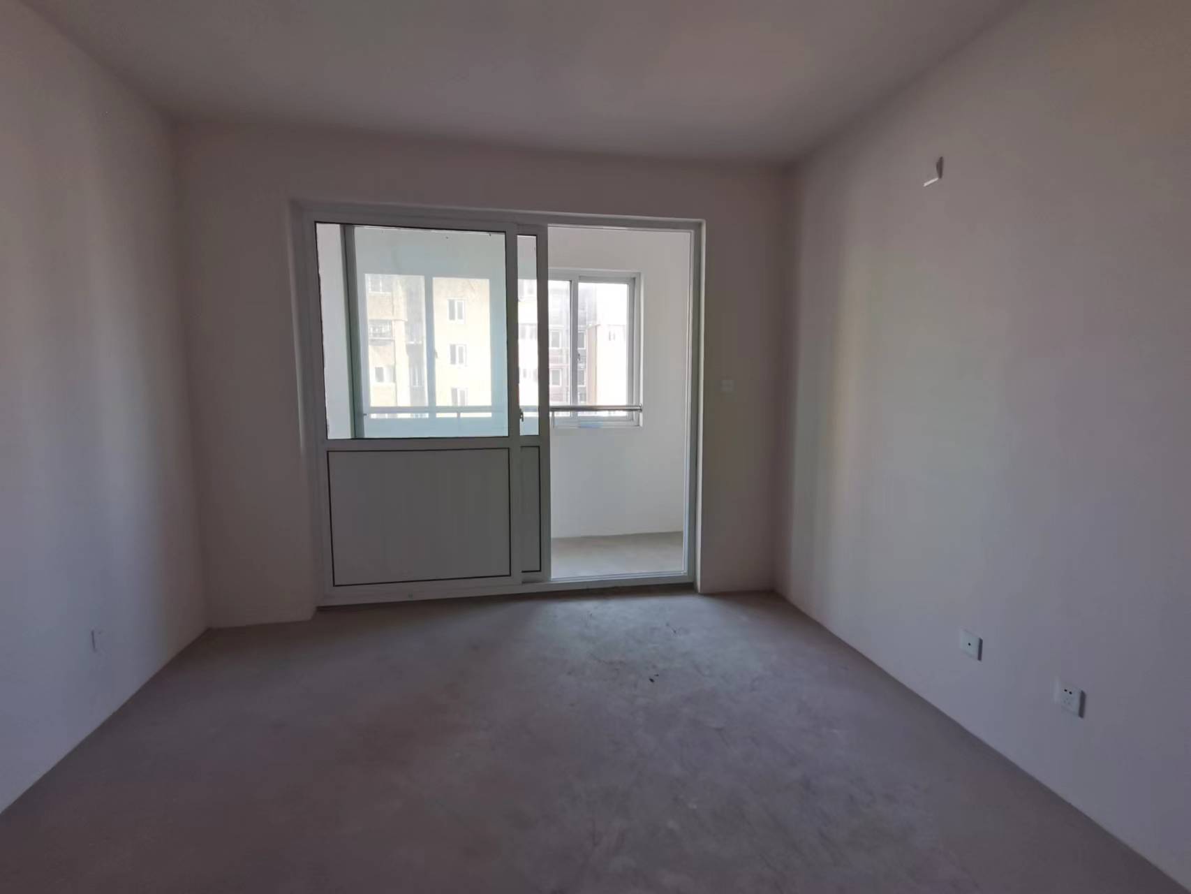 公园南苑 2室1厅1卫 98m&sup2;