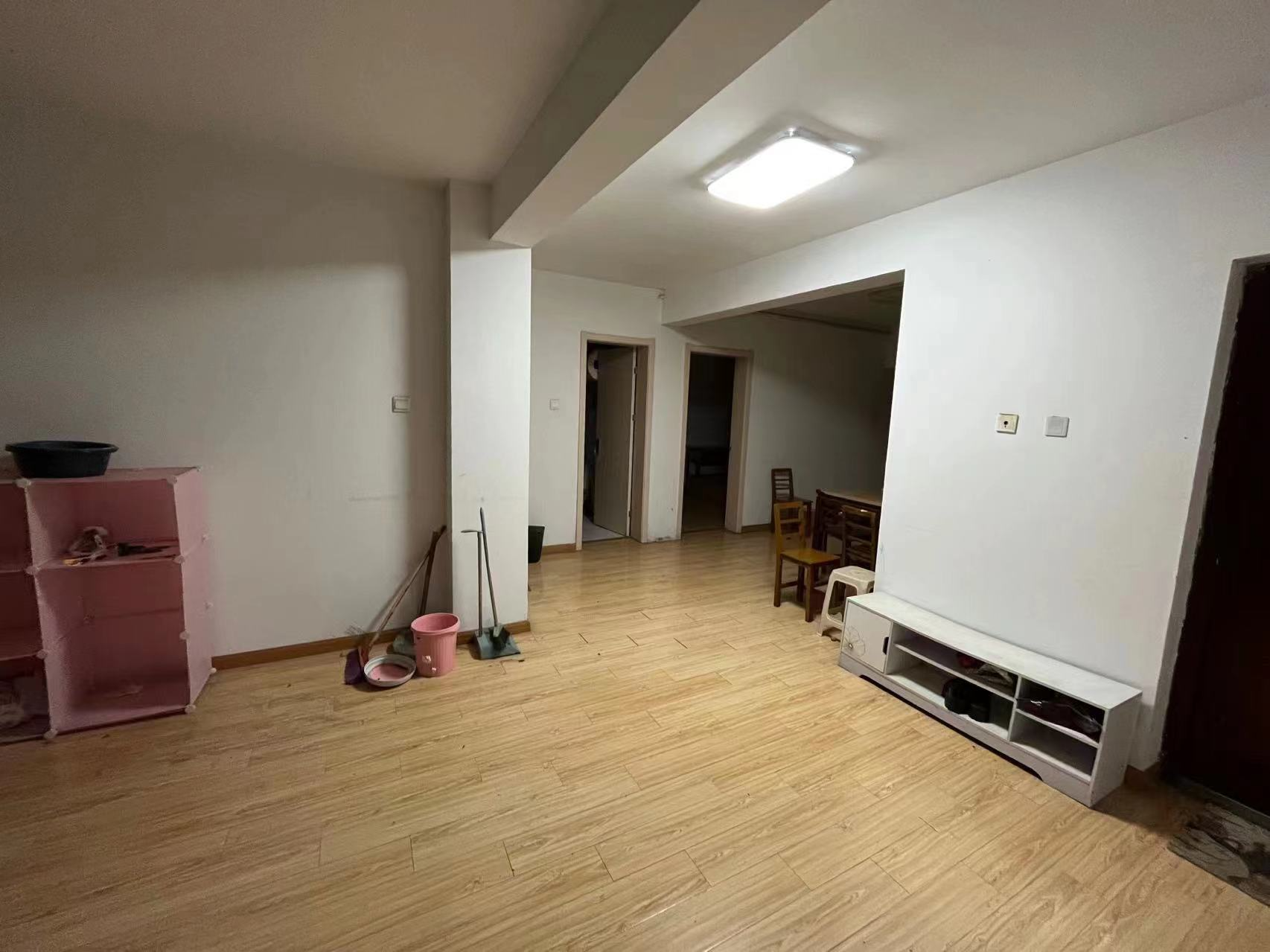 长航地中海花园 2室2厅1卫 102m&sup2;