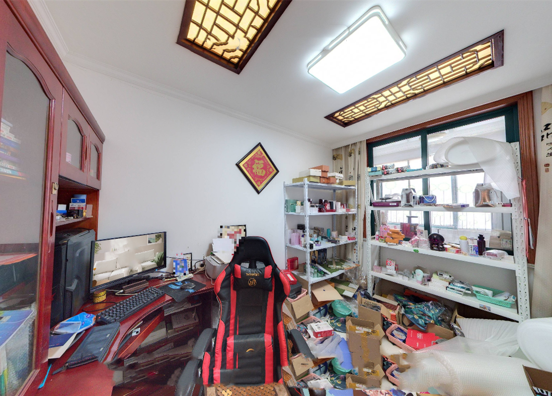 丽景花园 4室2厅2卫 143.85m&sup2;