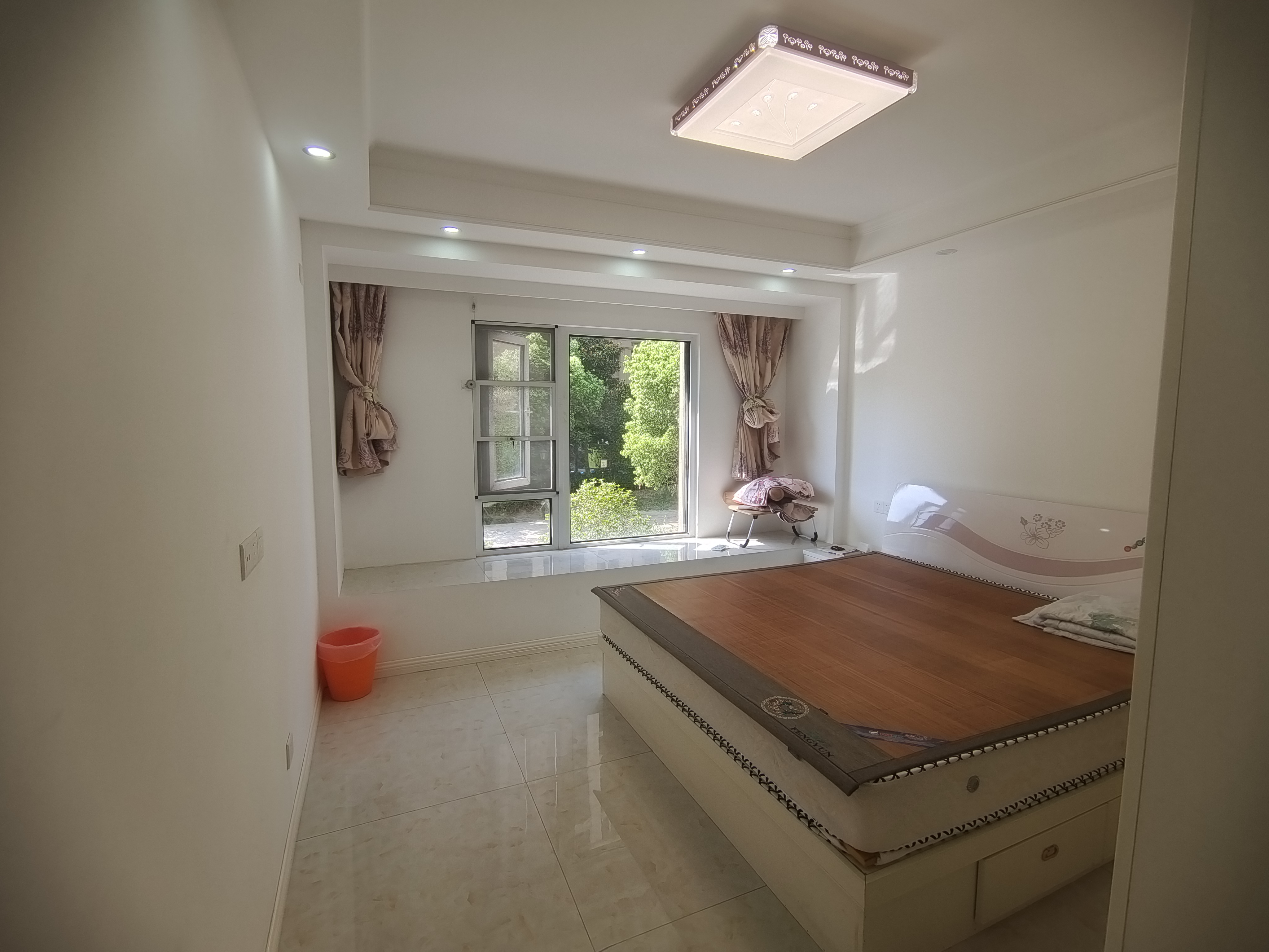 中海碧林湾 4室2厅2卫 125.58m&sup2;
