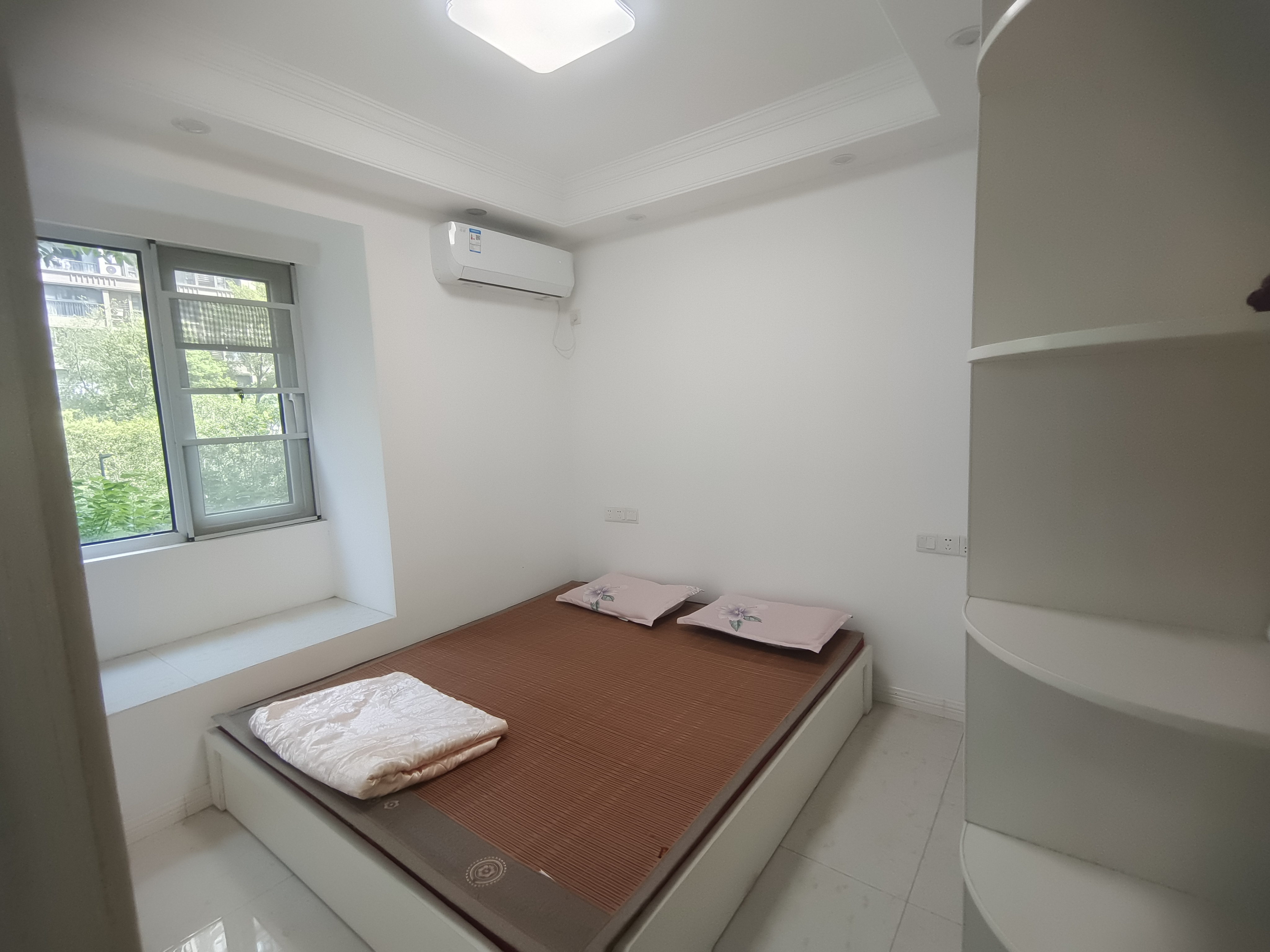中海碧林湾 4室2厅2卫 125.58m&sup2;