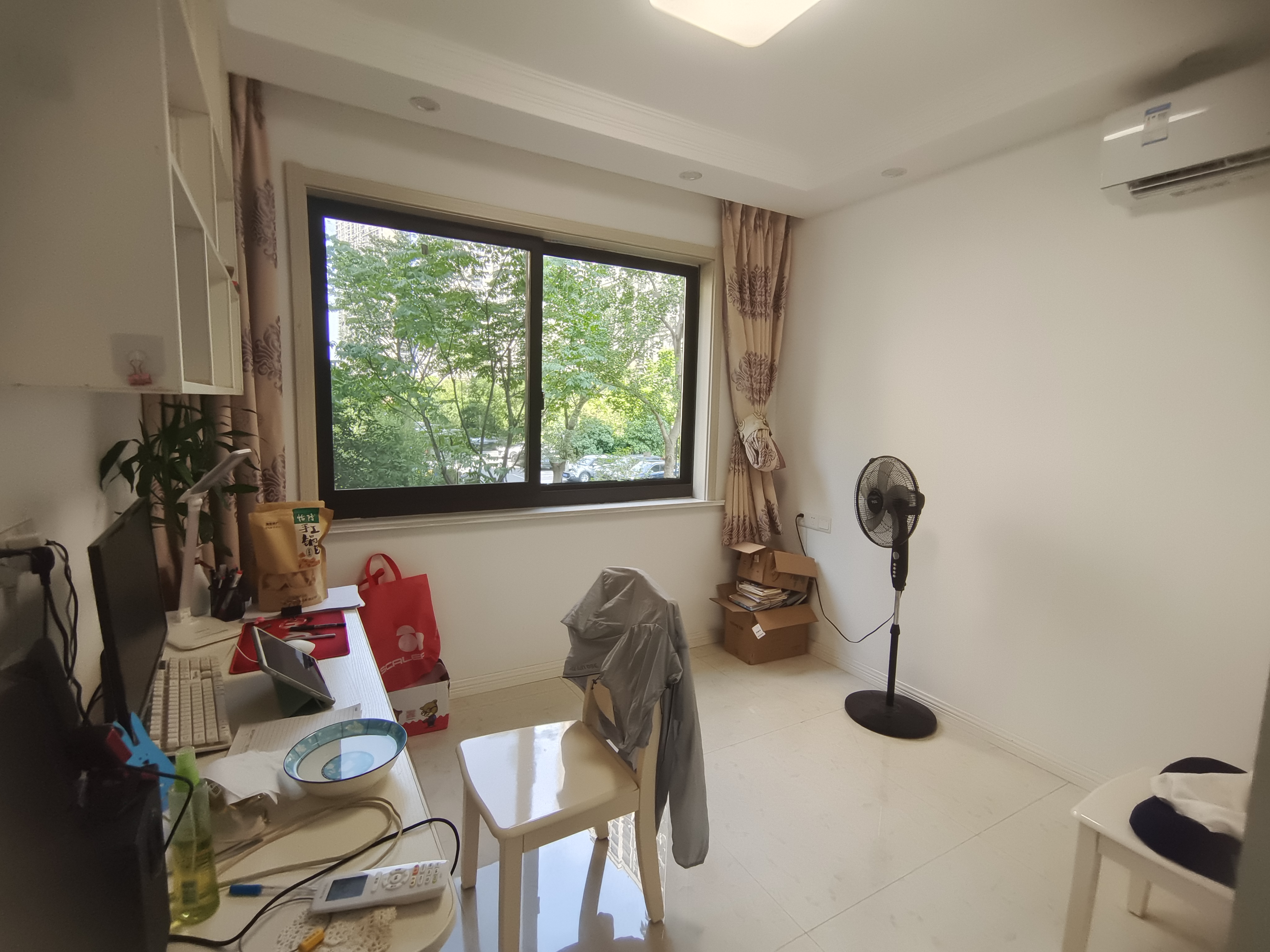 中海碧林湾 4室2厅2卫 125.58m&sup2;